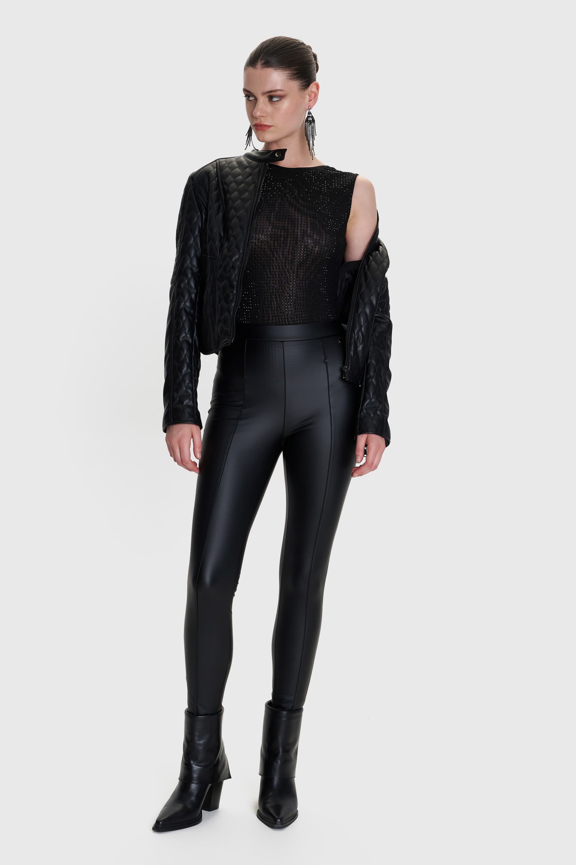 Κολάν δερματίνη με ραφές - Μαύρο