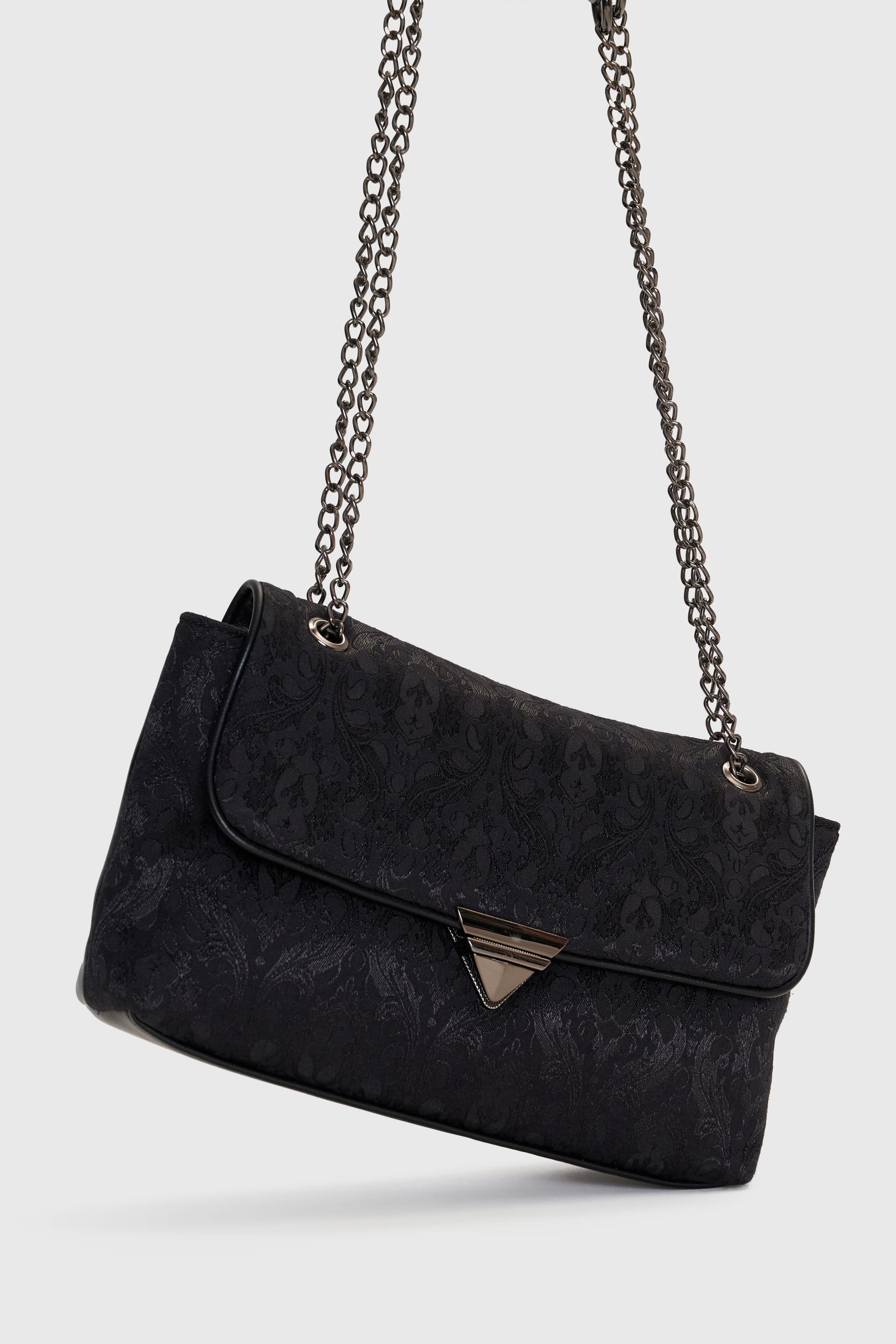 Τσάντα ώμου με αλυσίδα - Μαύρο