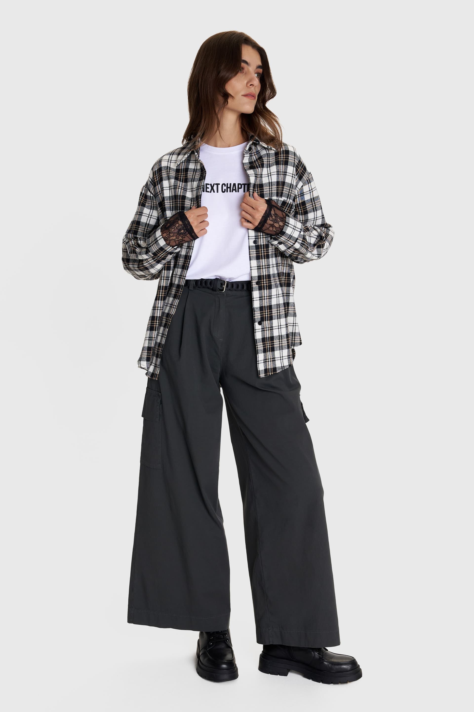 Παντελόνι με πιέτες και τσέπες - Χακί