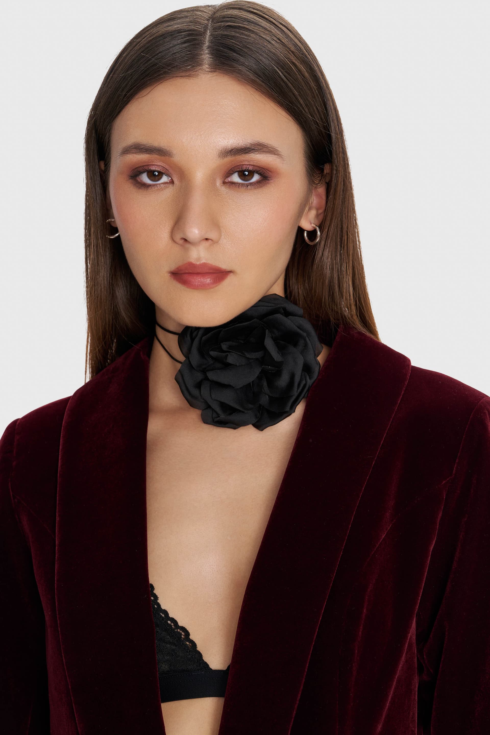 Κολιέ με λουλούδι - Μαύρο