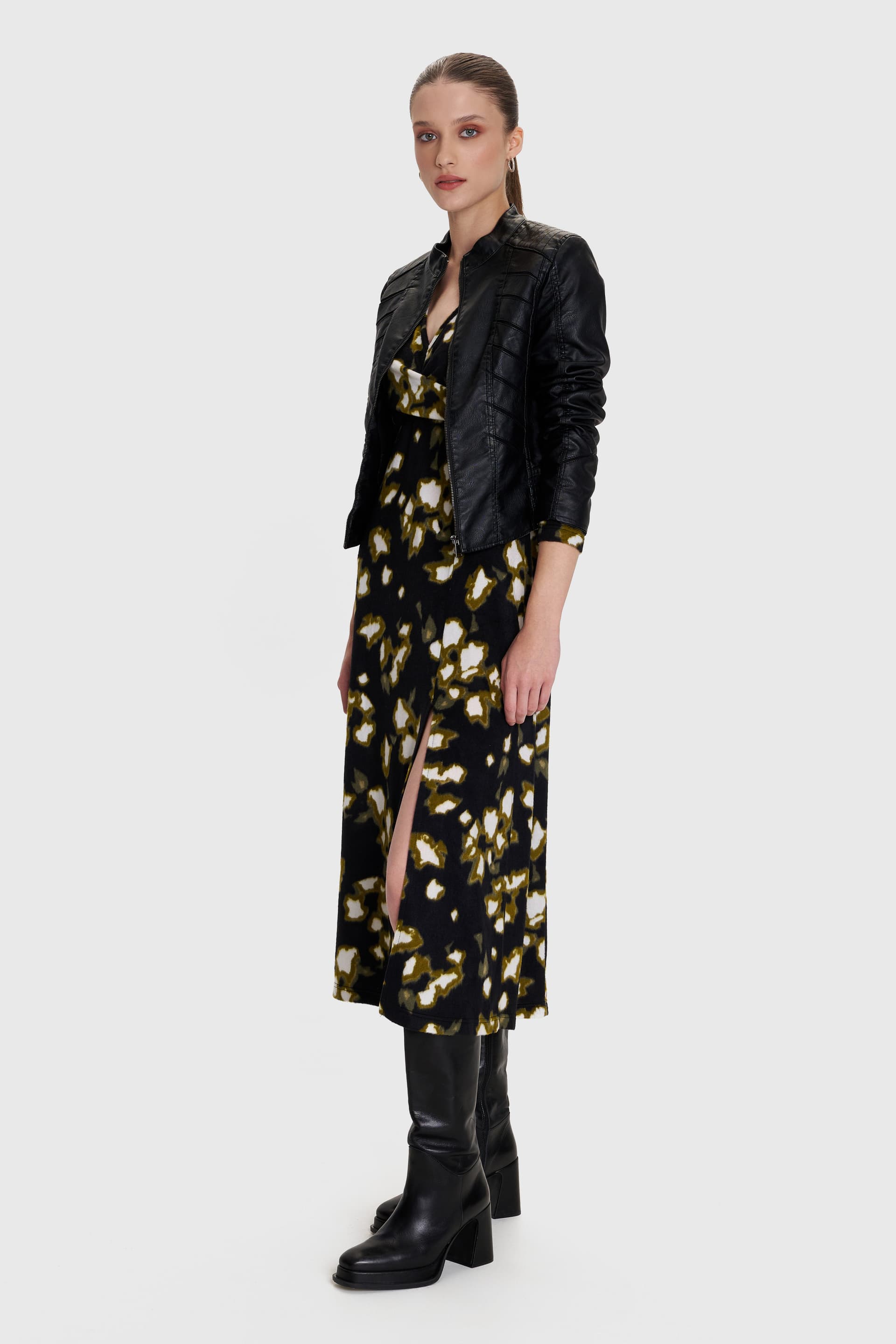 Φόρεμα μάξι με abstract σχέδια - Πολύχρωμο