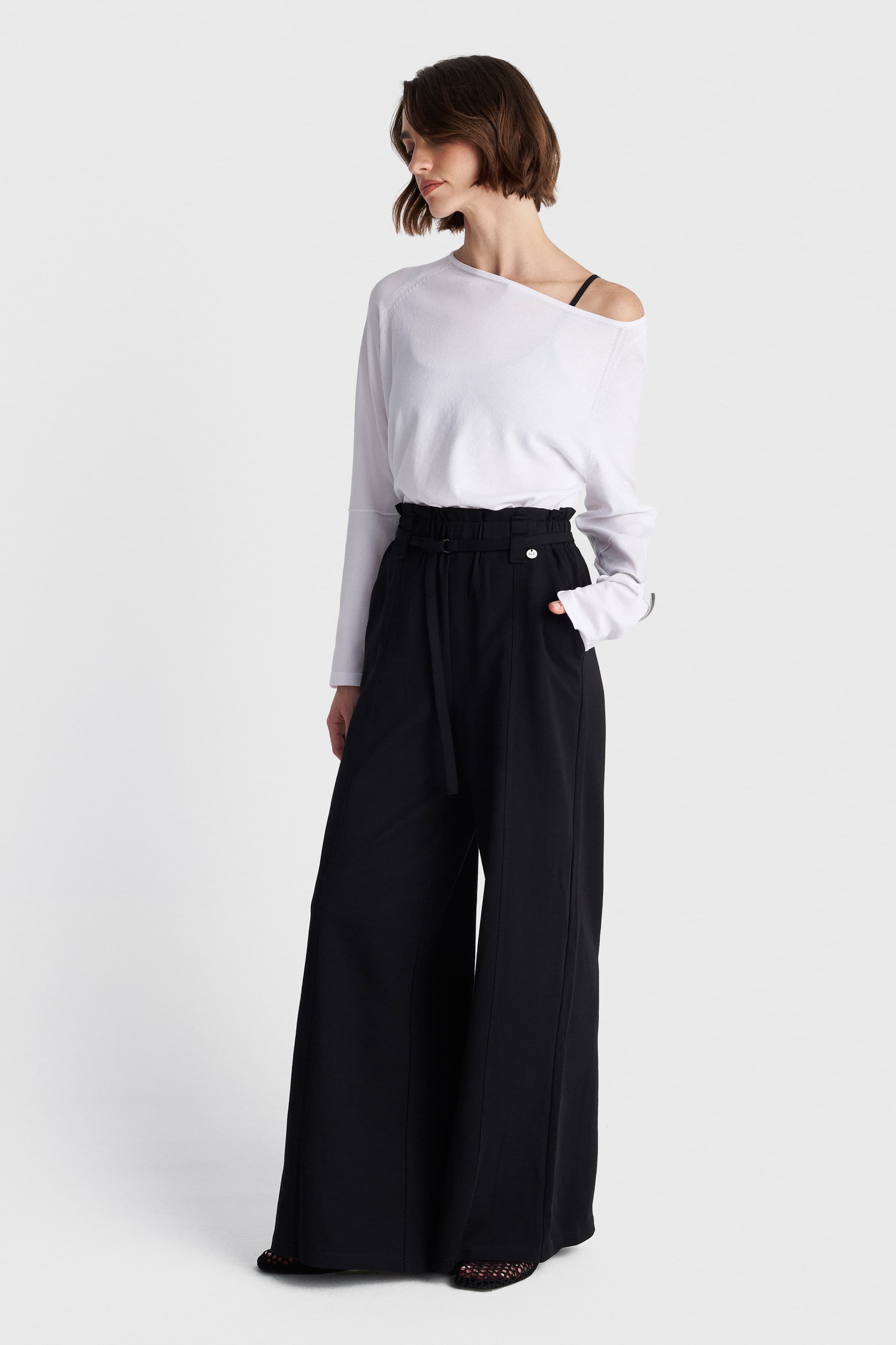 Παντελόνα βαμβακέρη με ζώνη - Μαύρο