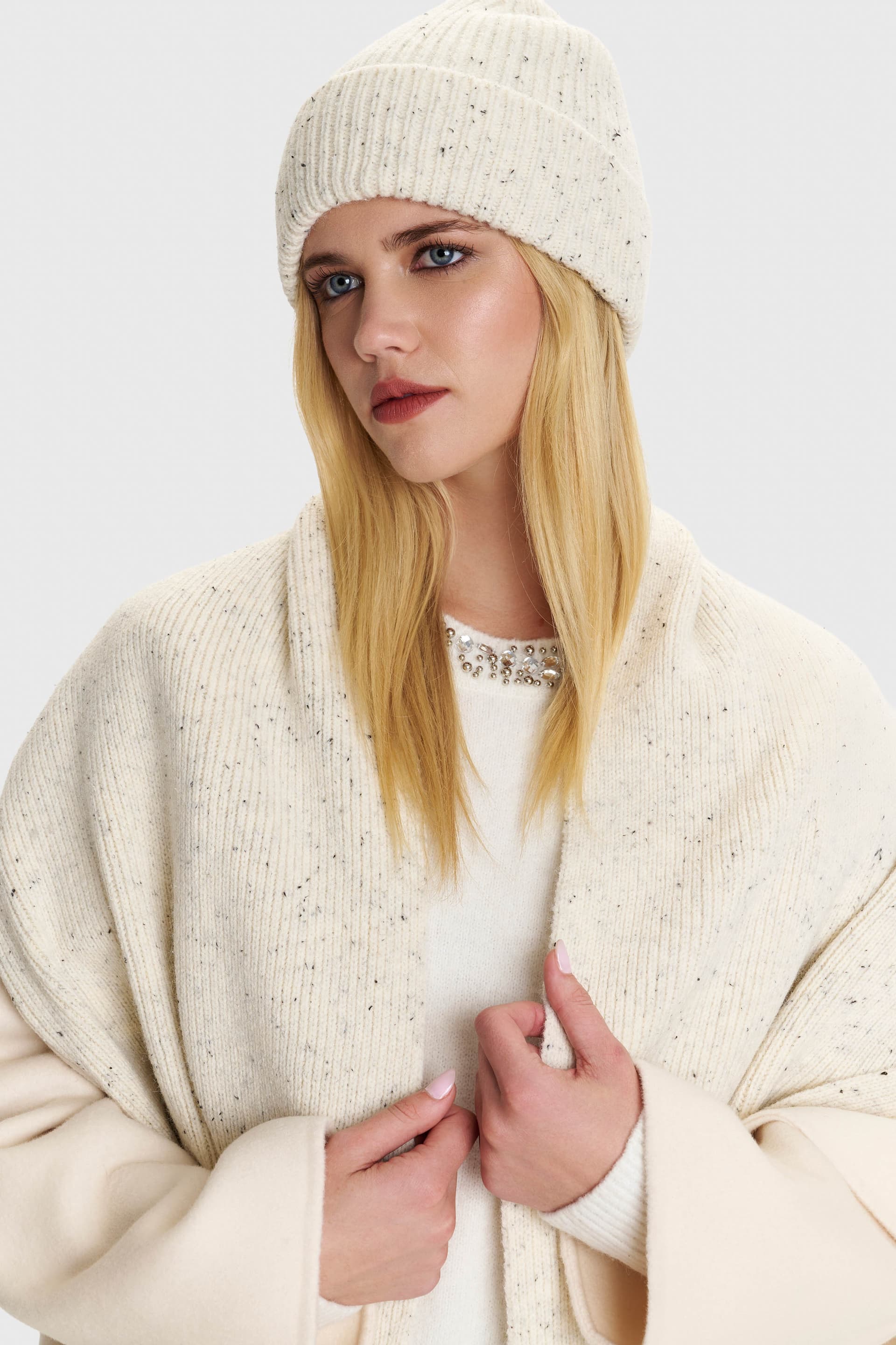 Σετ 2 τεμαχίων με κασκόλ και σκούφο - Πολύχρωμο