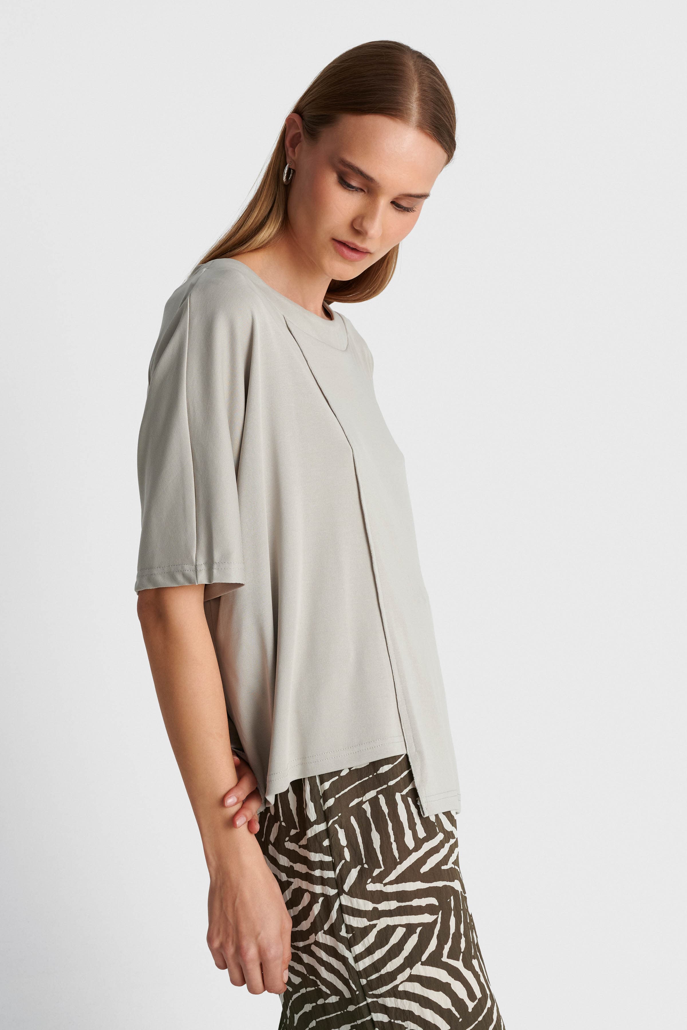 Ασύμμετρη μπλούζα με κοντό μανίκι - ICE