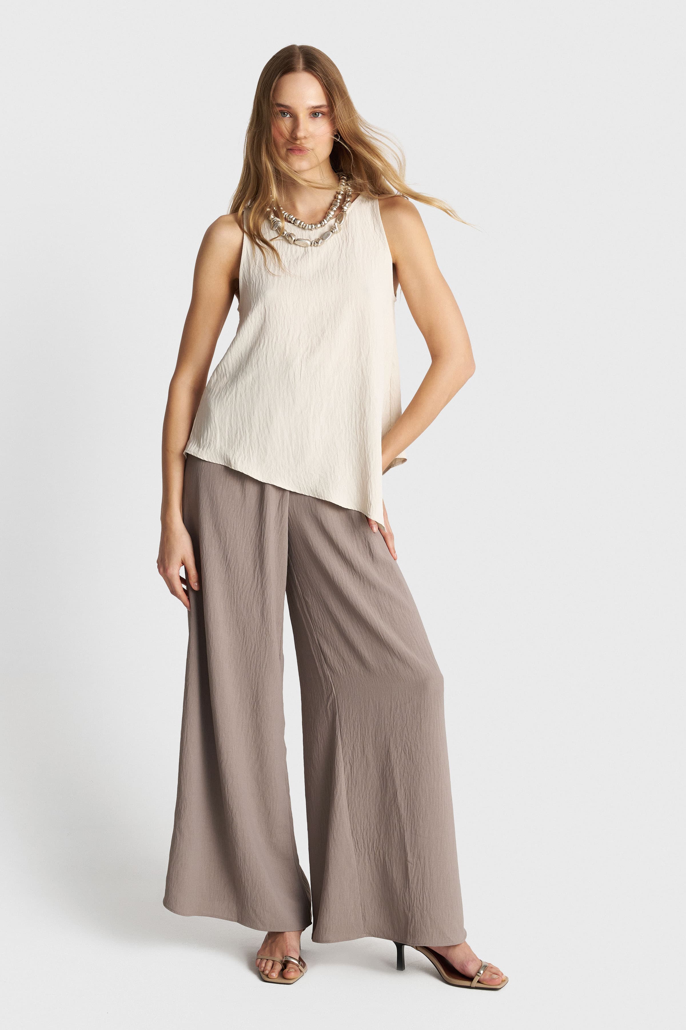 Τοπ αμάνικο ασύμμετρο - Εκρού