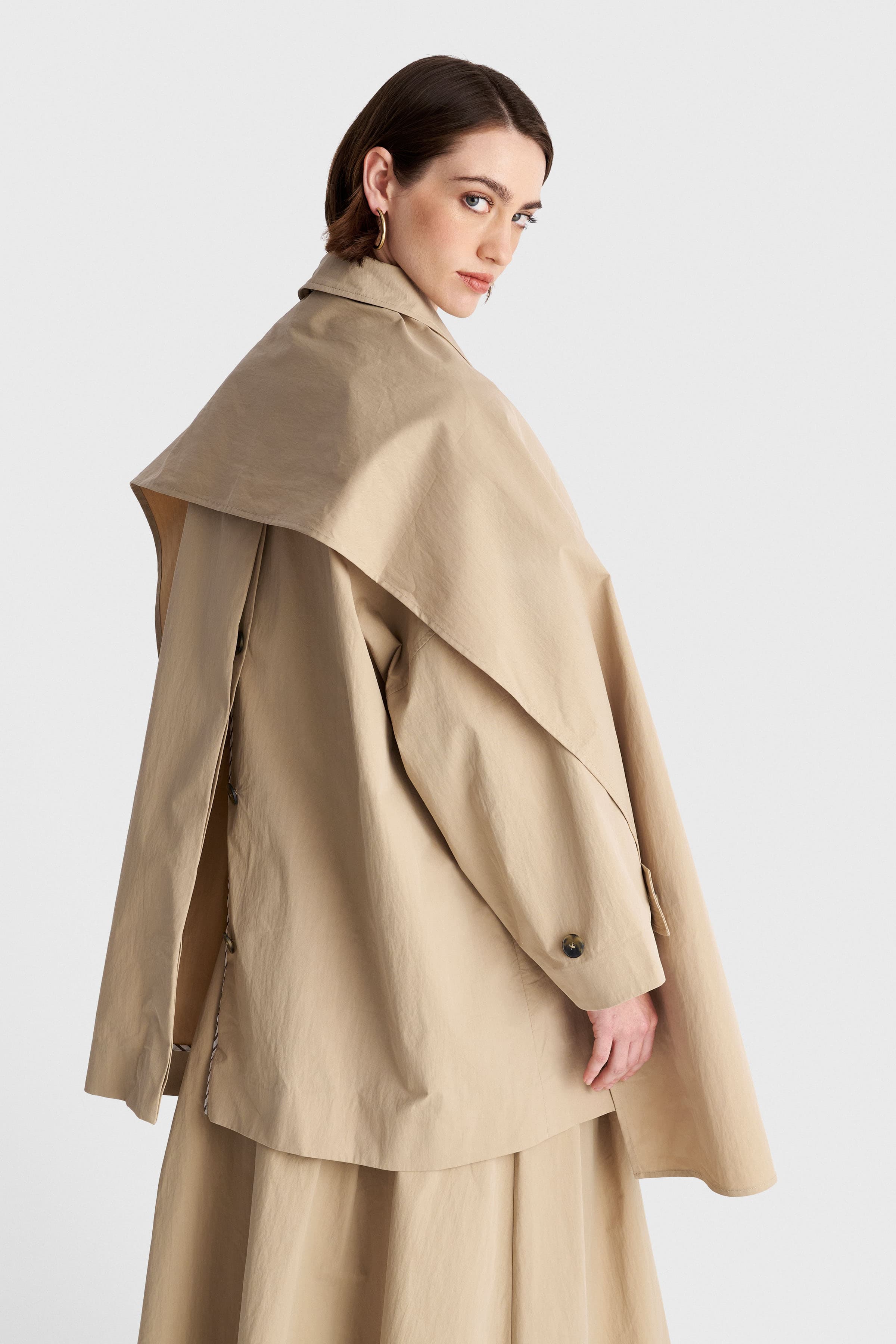 Καπαρντίνα με φουλάρι - Μπεζ