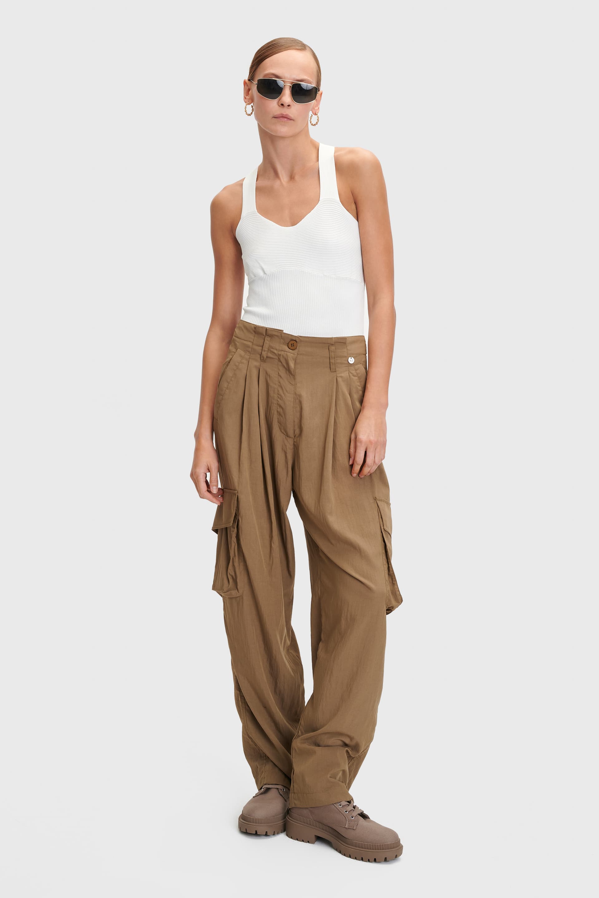 Μπλούζα πλεκτή ριπ με τιράντες - Λευκό