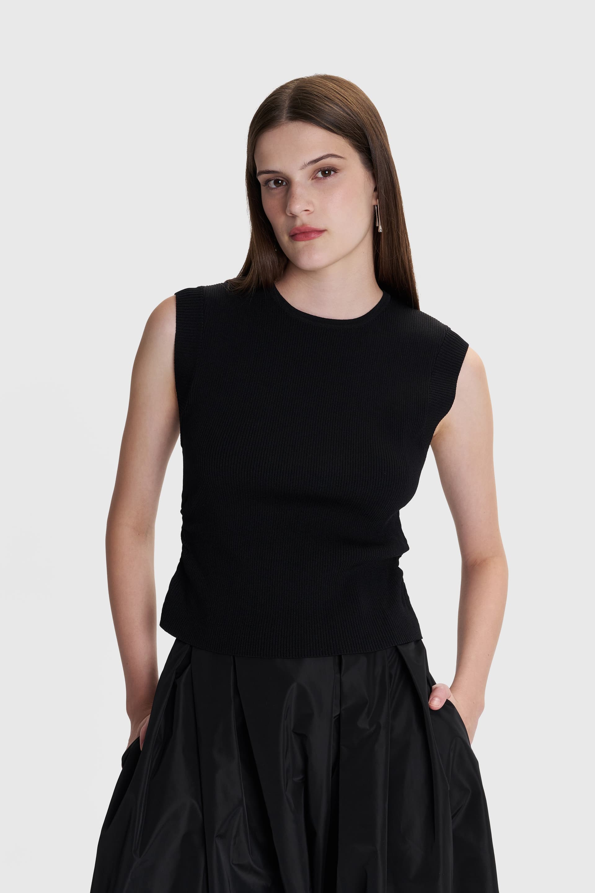 Μπλούζα πλεκτή αμάνικη - Μαύρο