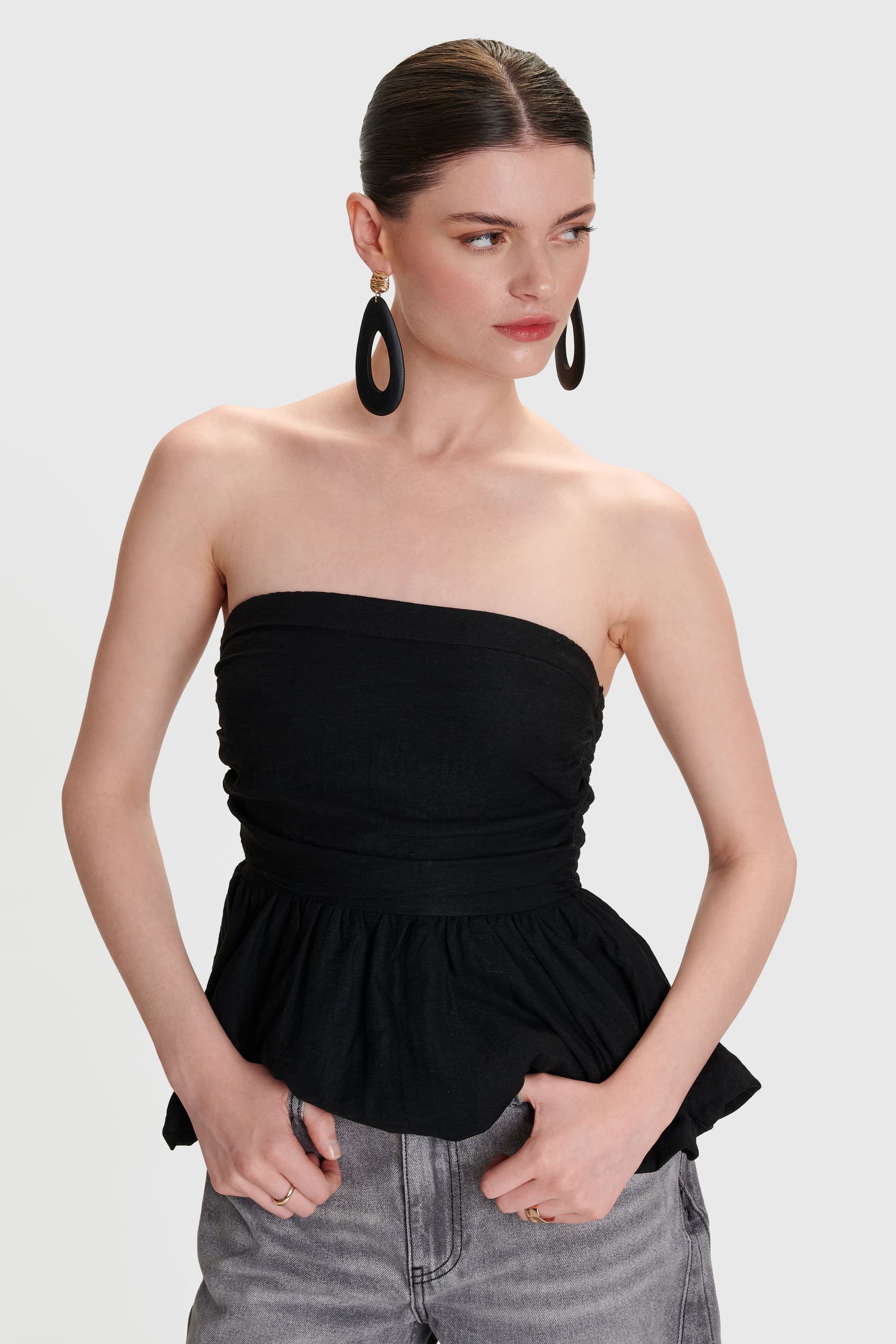 Στράπλες τοπ με peplum - Μαύρο