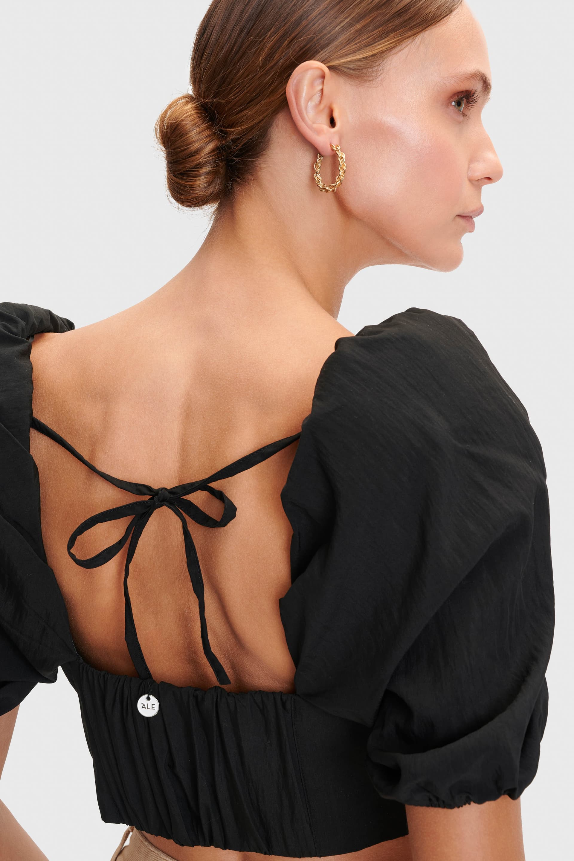 Κροπ τοπ με balloon μανίκια - Μαύρο