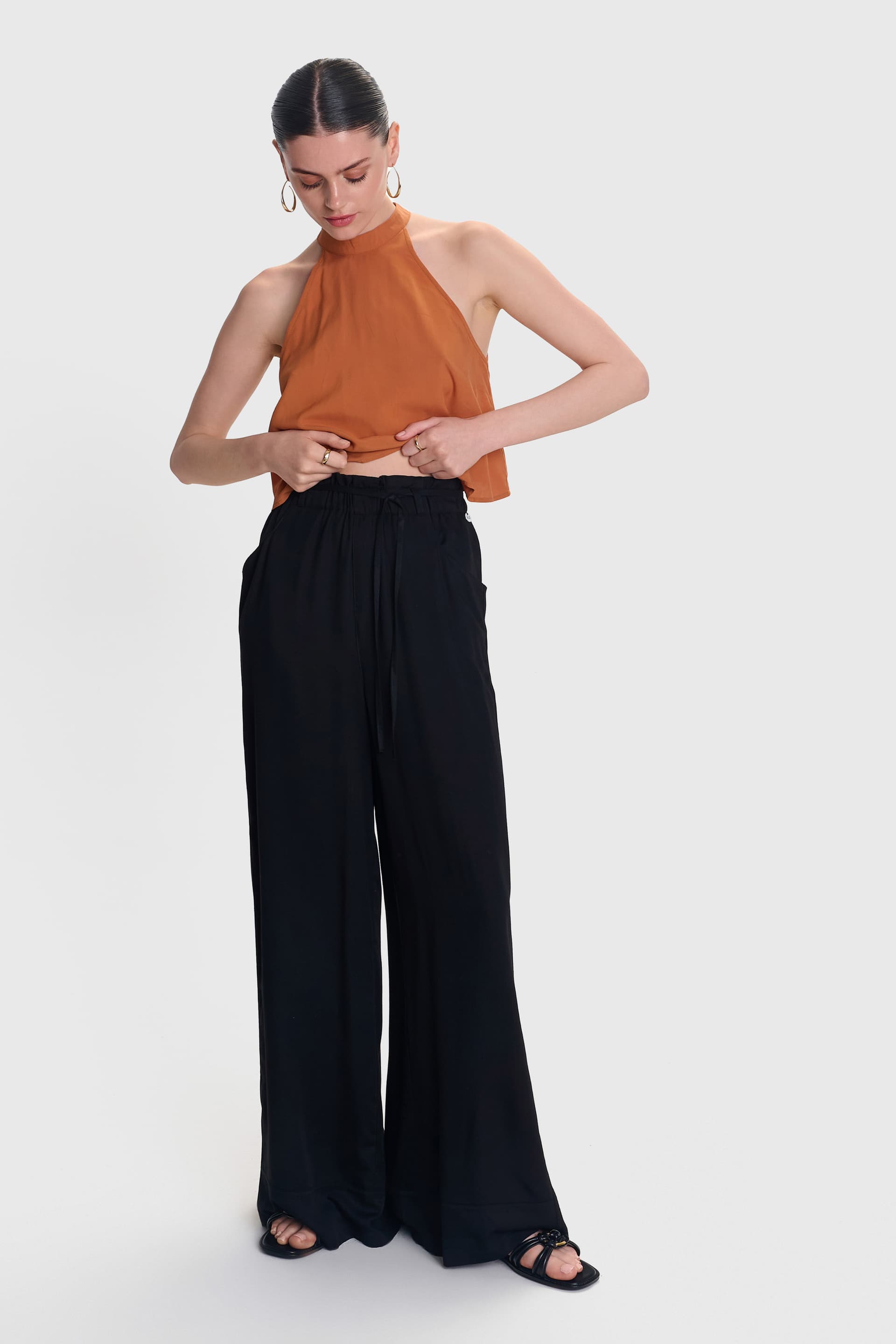 Παντελόνα μόνοχρωμη loose fit - Μαύρο