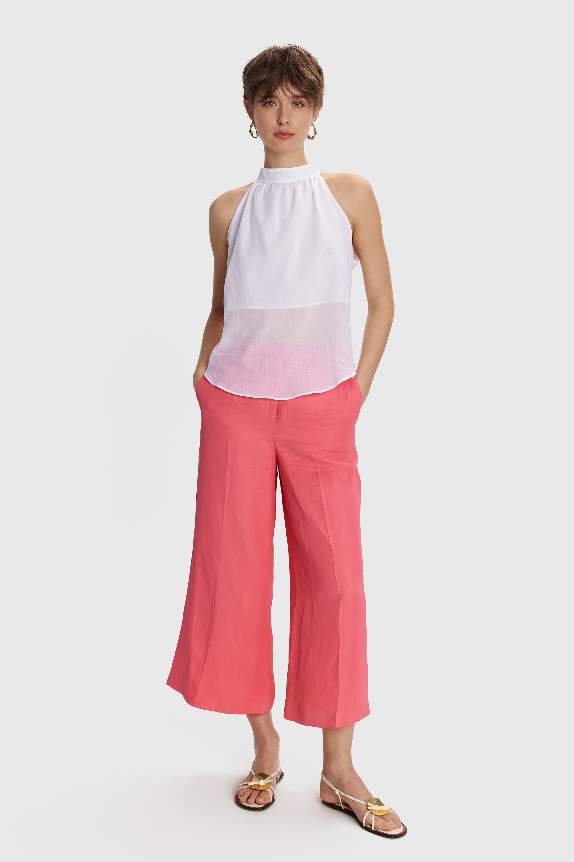 Τοπ halter με δέσιμο στον λαιμό - Λευκό