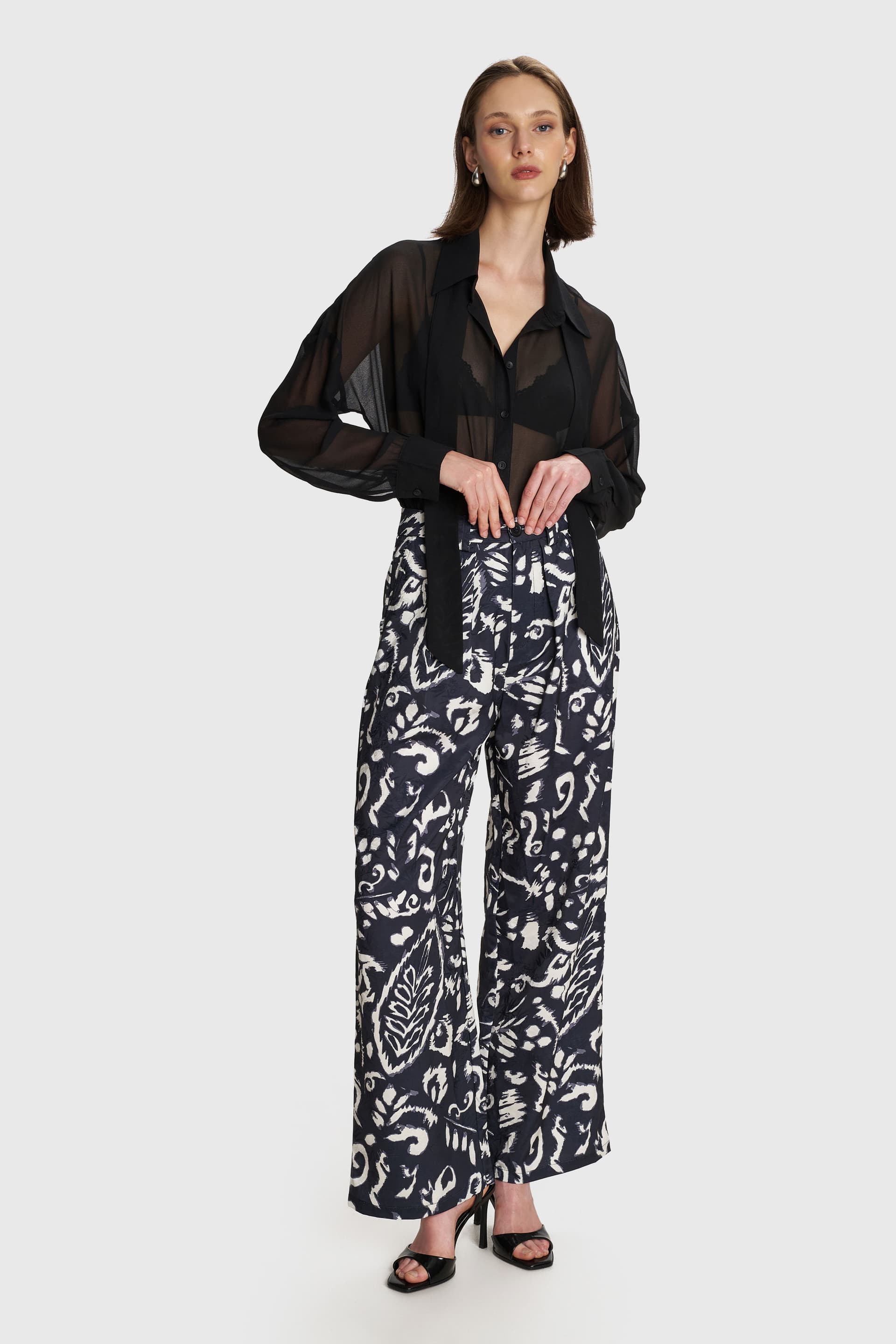 Παντελόνι με abstract print - Μαύρο