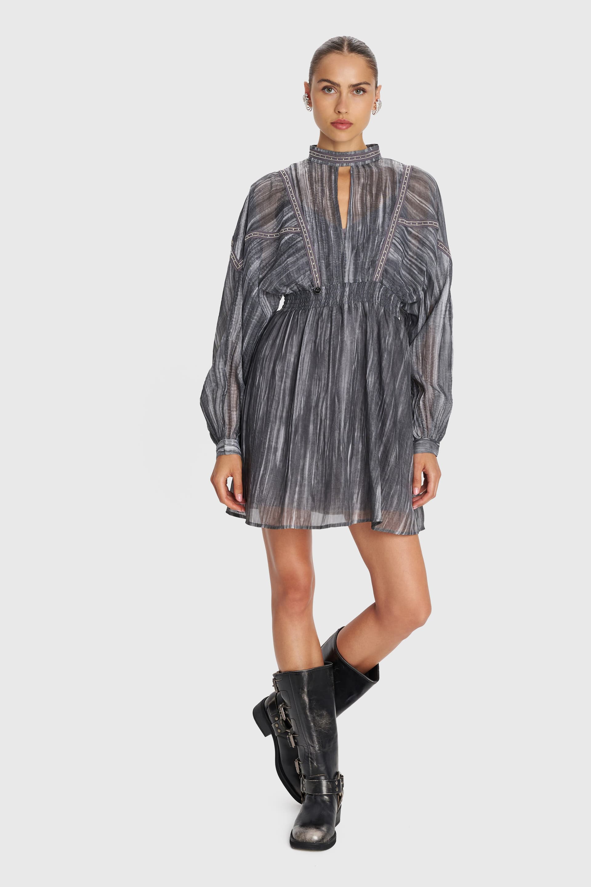 Φόρεμα μίνι μακρυμάνικο εμπριμέ - Γκρι