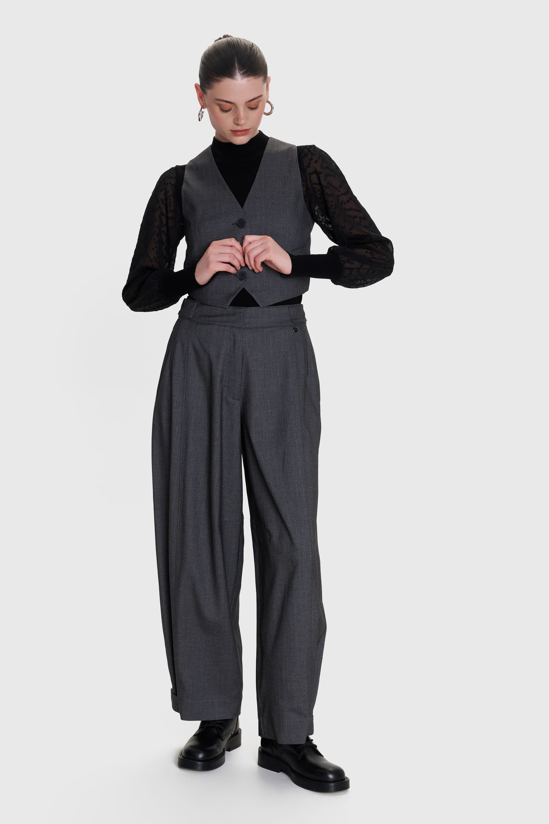 Γιλέκο αμάνικο ριγέ - Γκρι