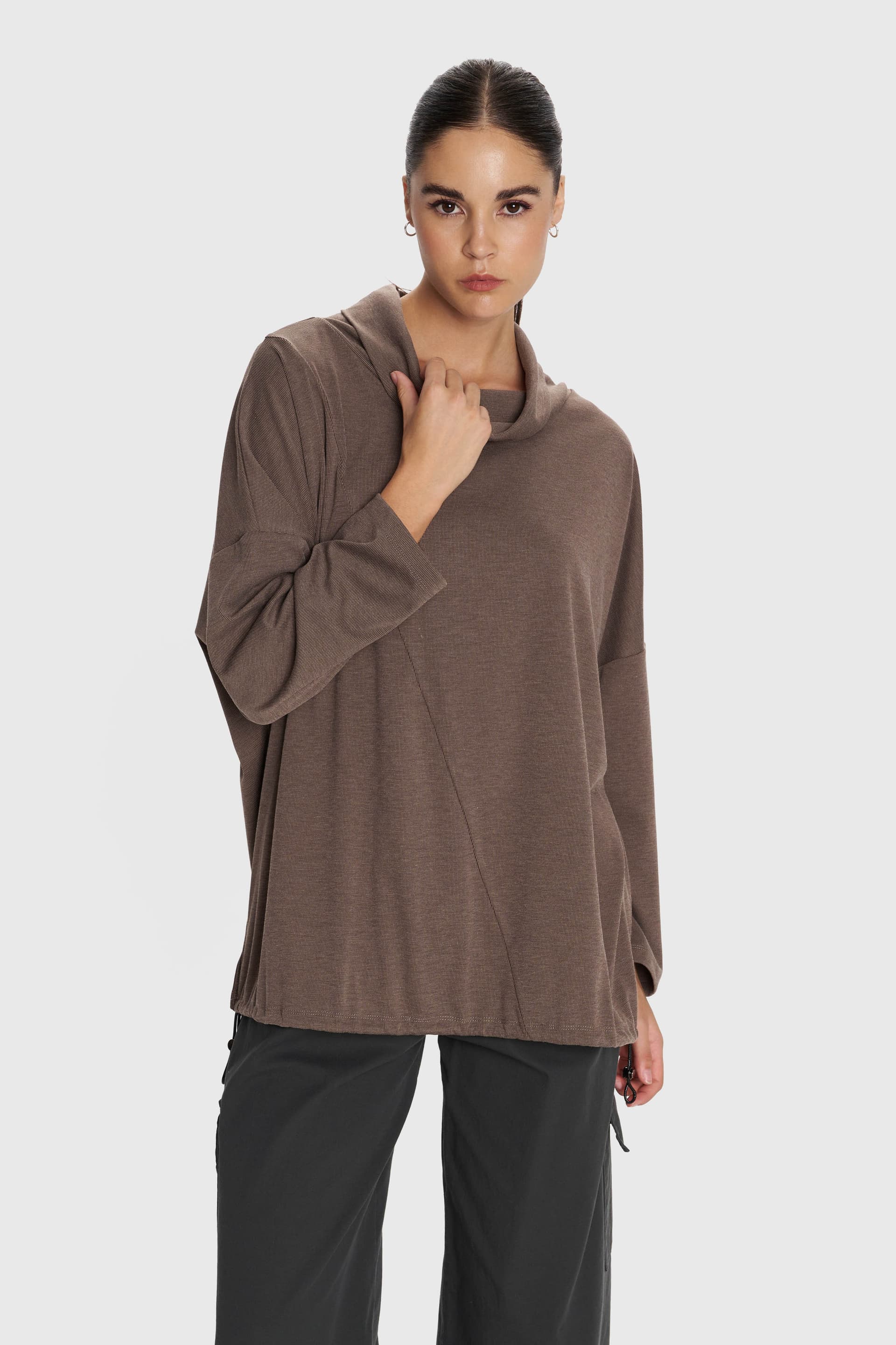 Μπλούζα με loose λαιμό - CAPPUCCINO