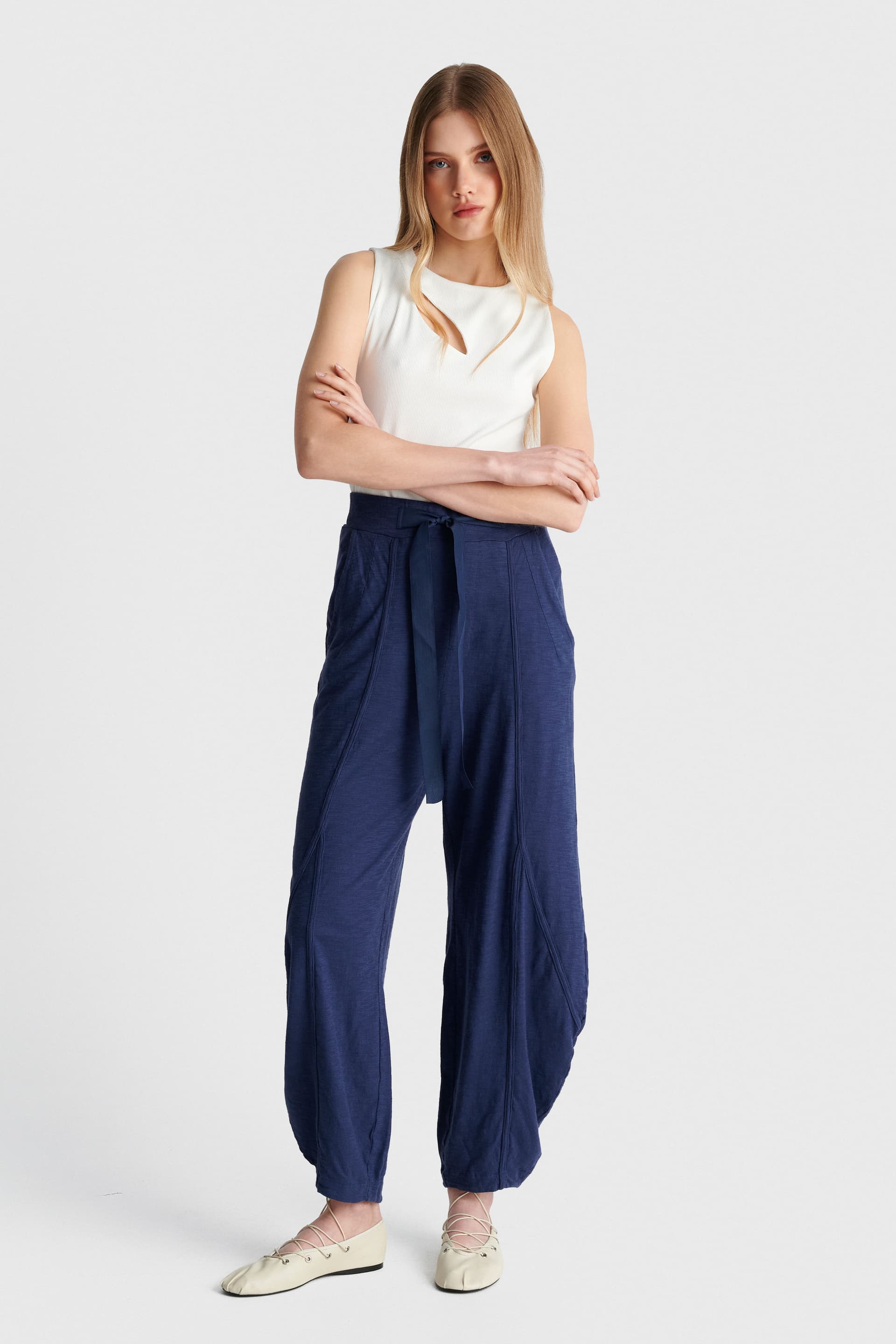 Παντελόνι casual με λάστιχο - INK