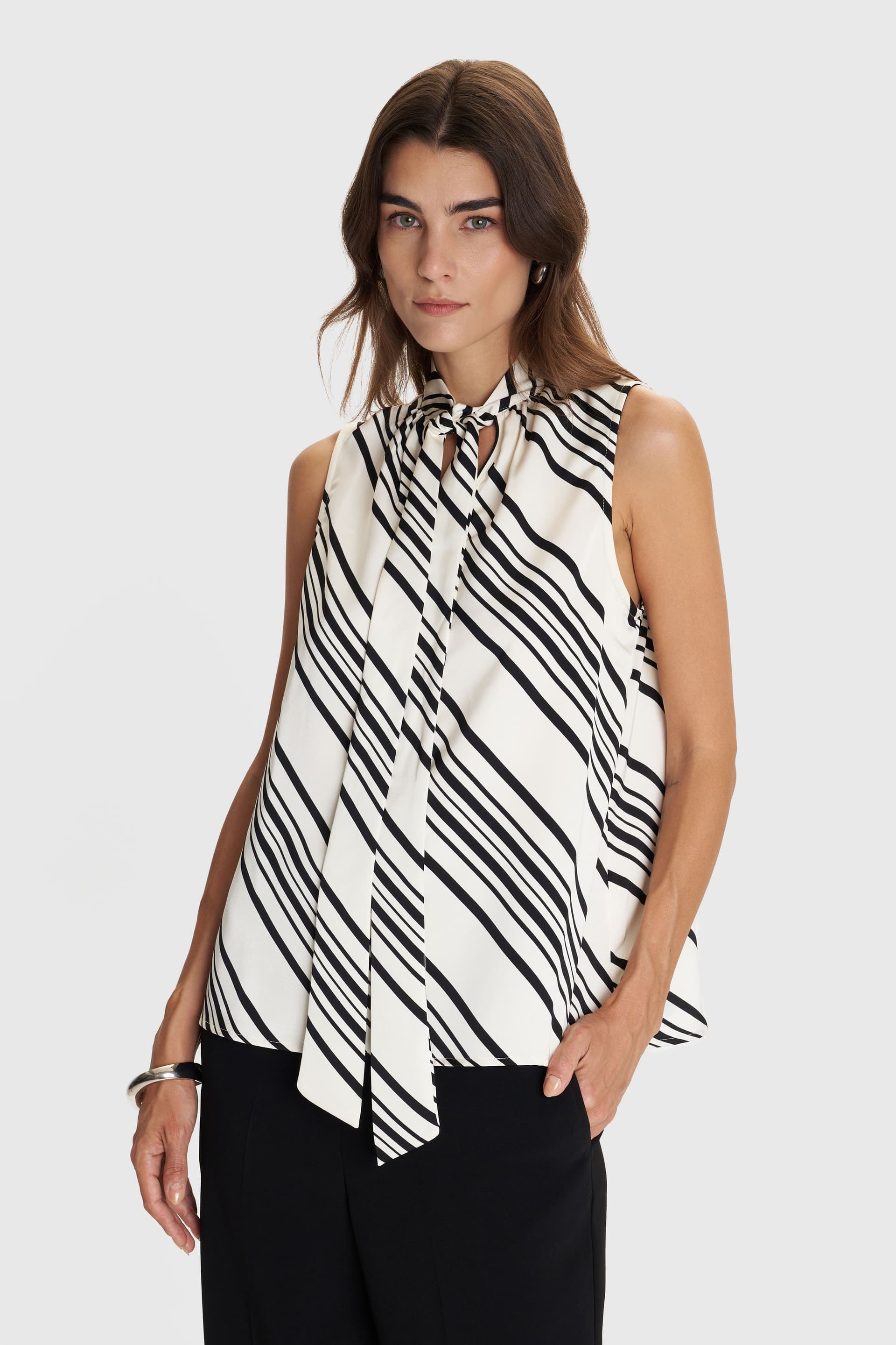 Τοπ αμάνικο με ριγέ print - Εκρού