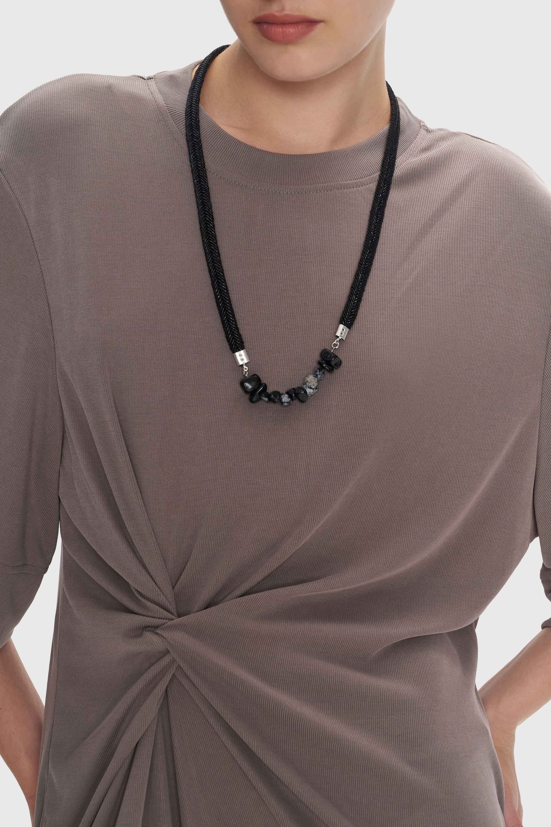 Κολιέ πλεξούδα με στοιχεία - Πολύχρωμο