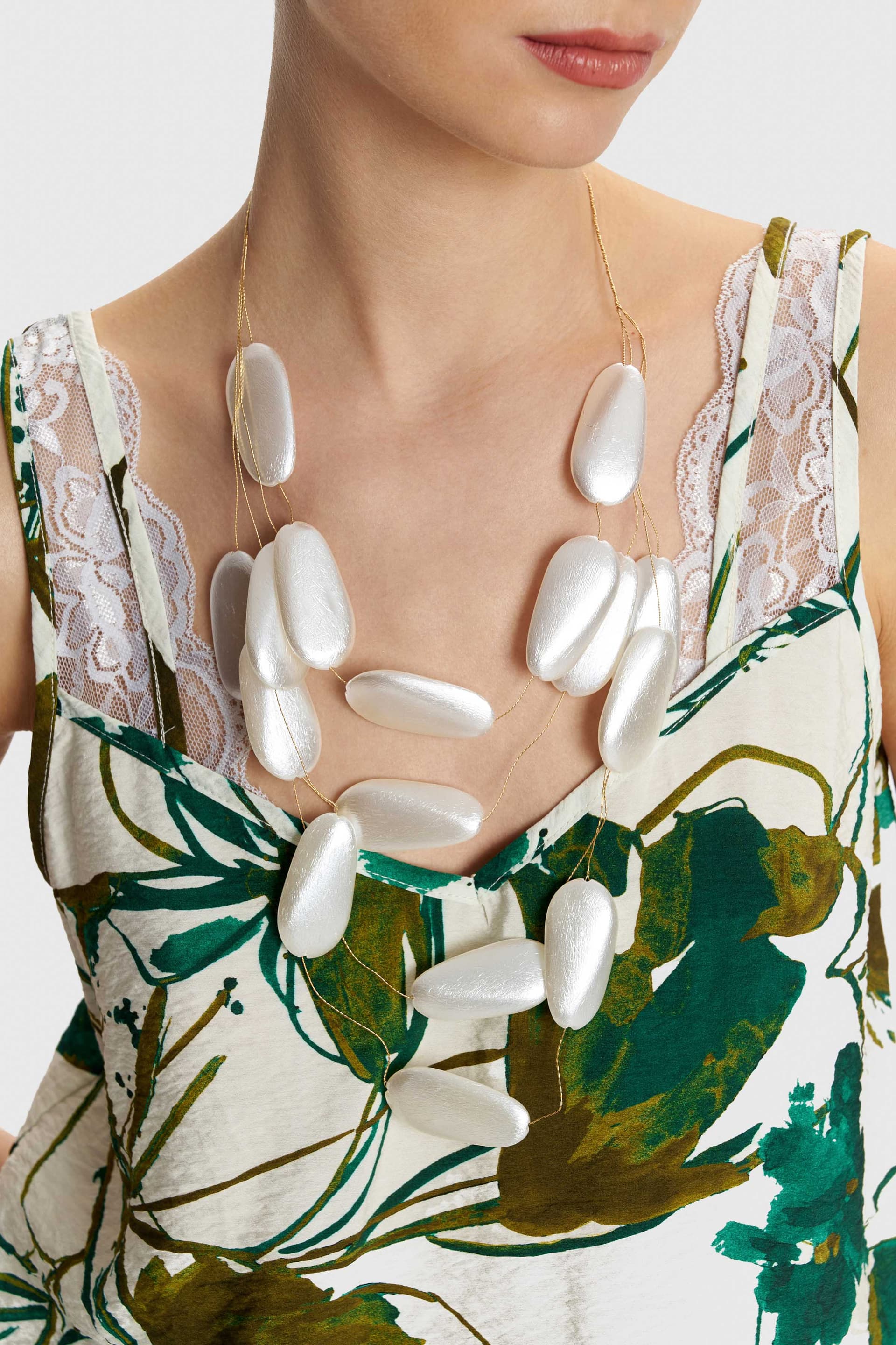 Κολιέ με chunky στοιχεία - Πολύχρωμο