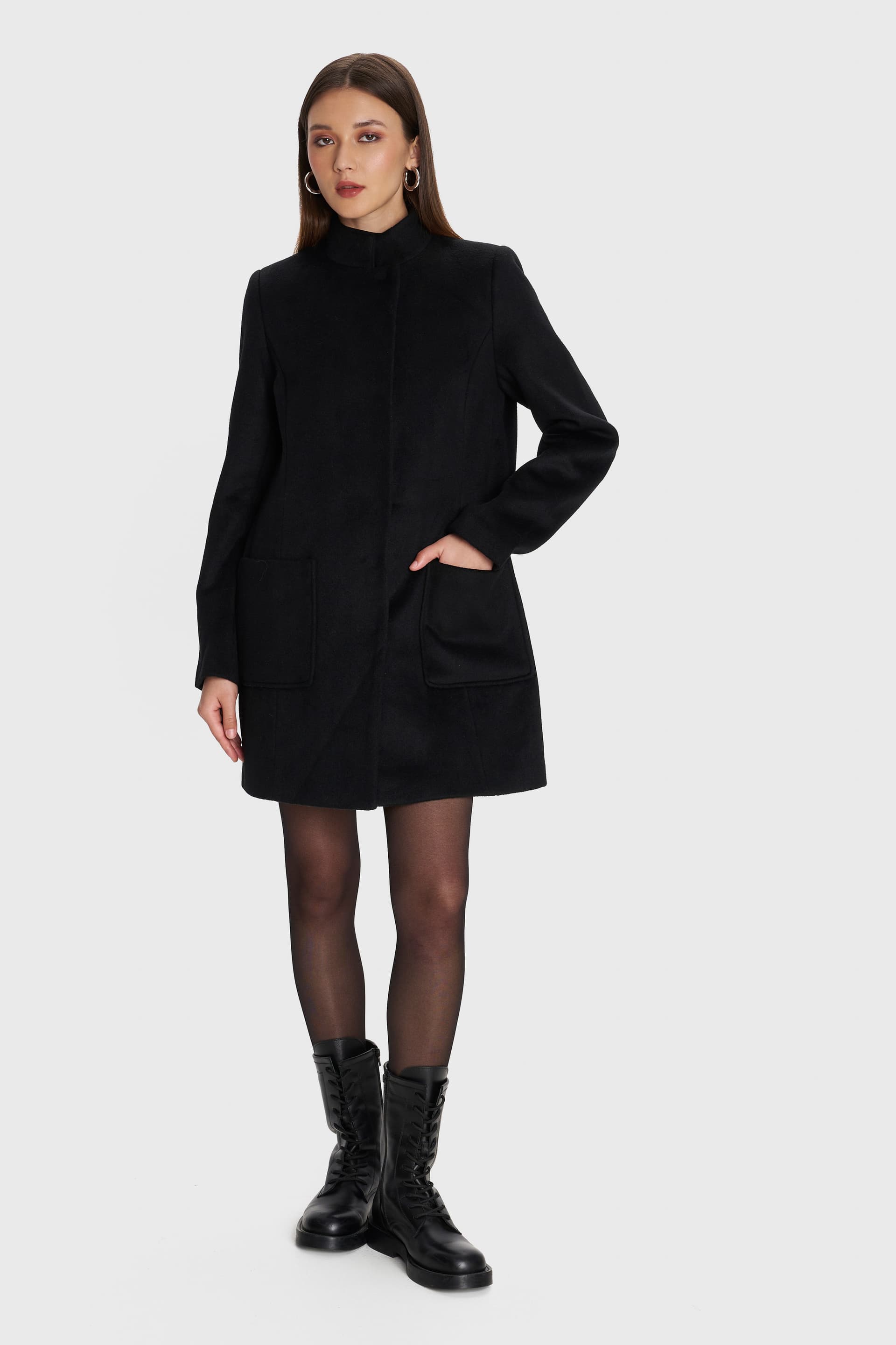 Ημίπαλτο με μπροστινές τσέπες - Μαύρο