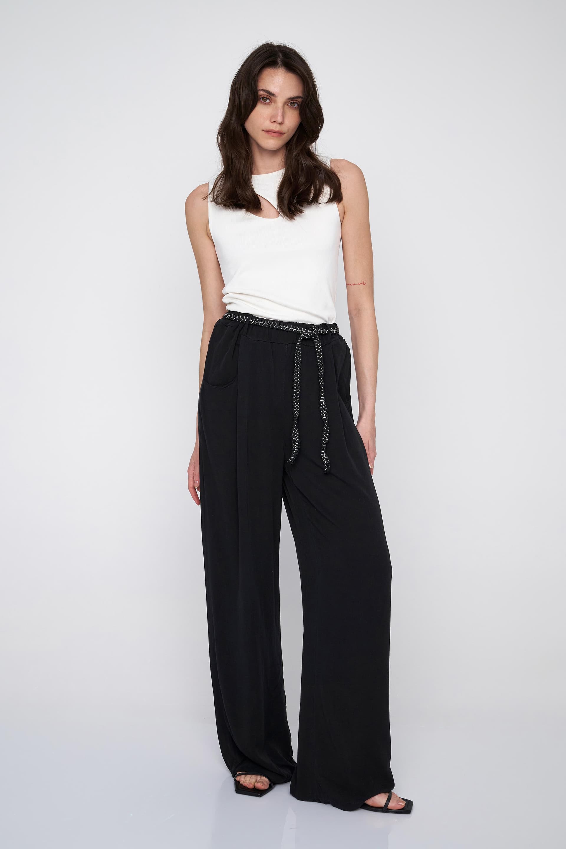 Παντελόνα με κορδόνι - Μαύρο