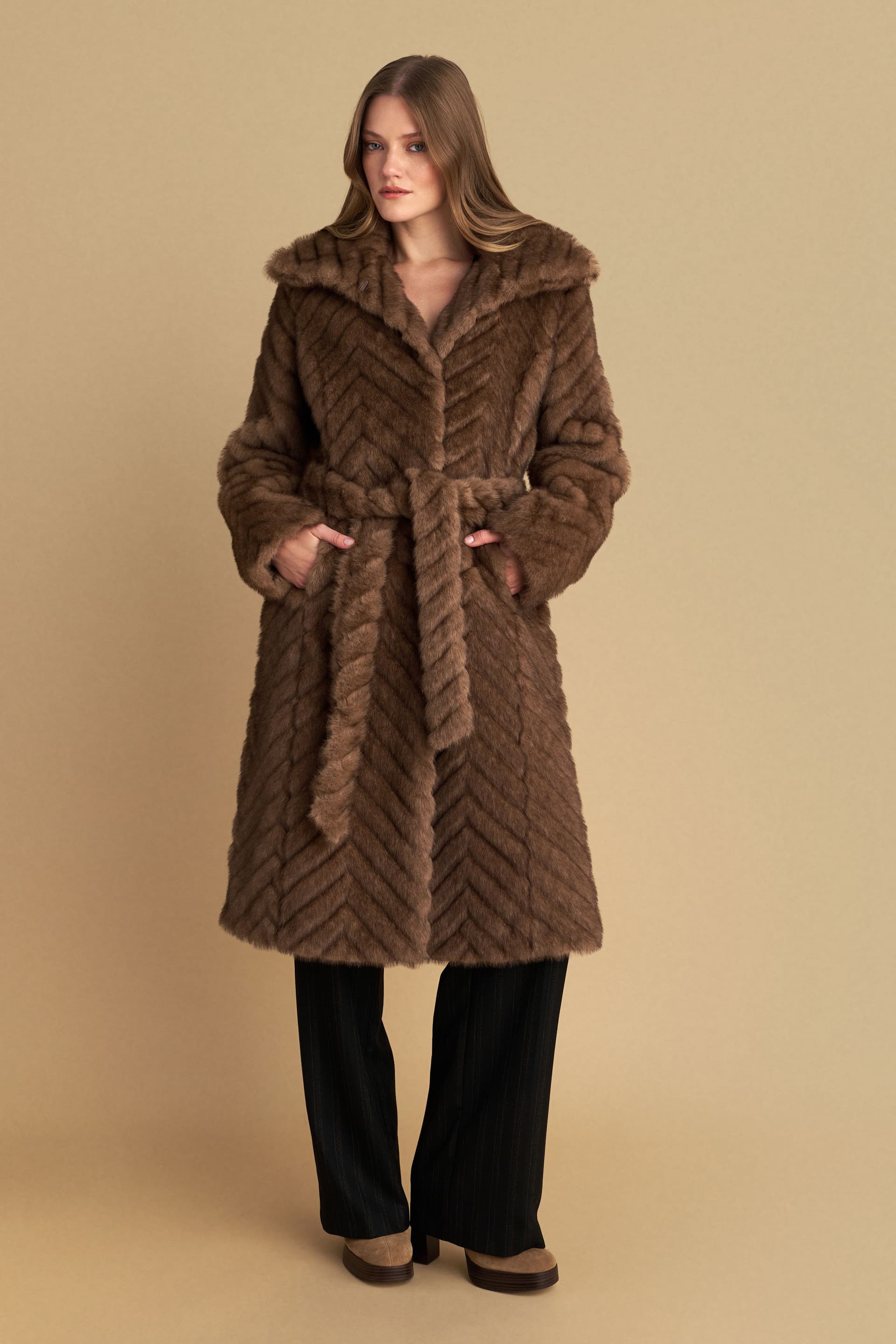 Παλτό με όψη γούνας - Καφέ