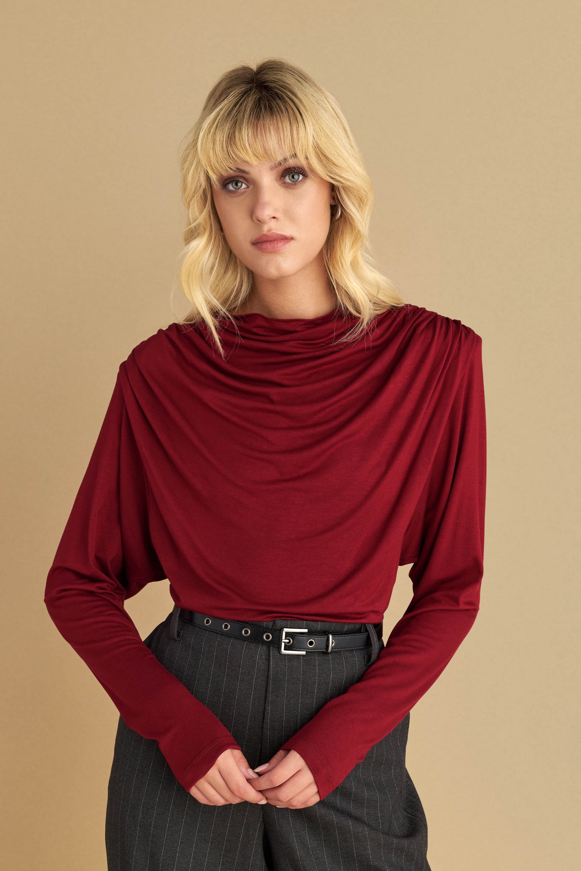 Τοπ με βάτες και σούρες - RED ROSE