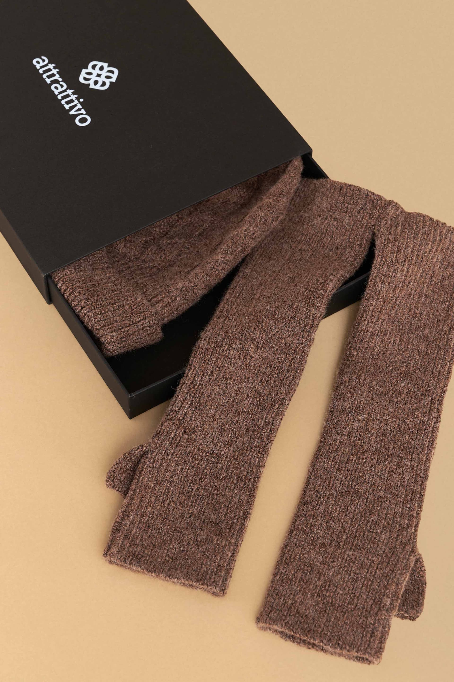 Σετ 2 τεμαχίων με γάντια και σκούφο - Καφέ