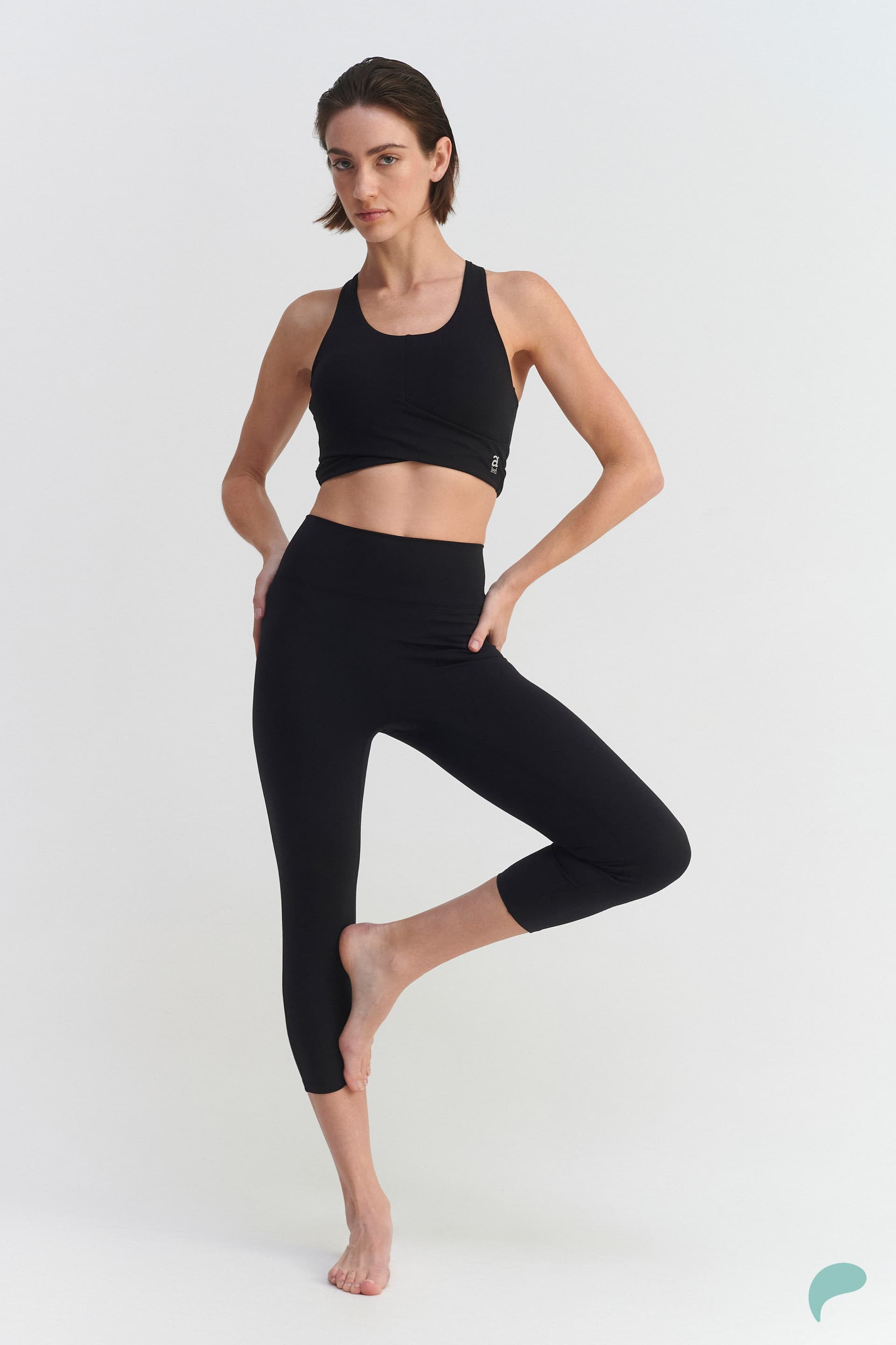 Κολάν capri με κόψιμο πίσω - Μαύρο