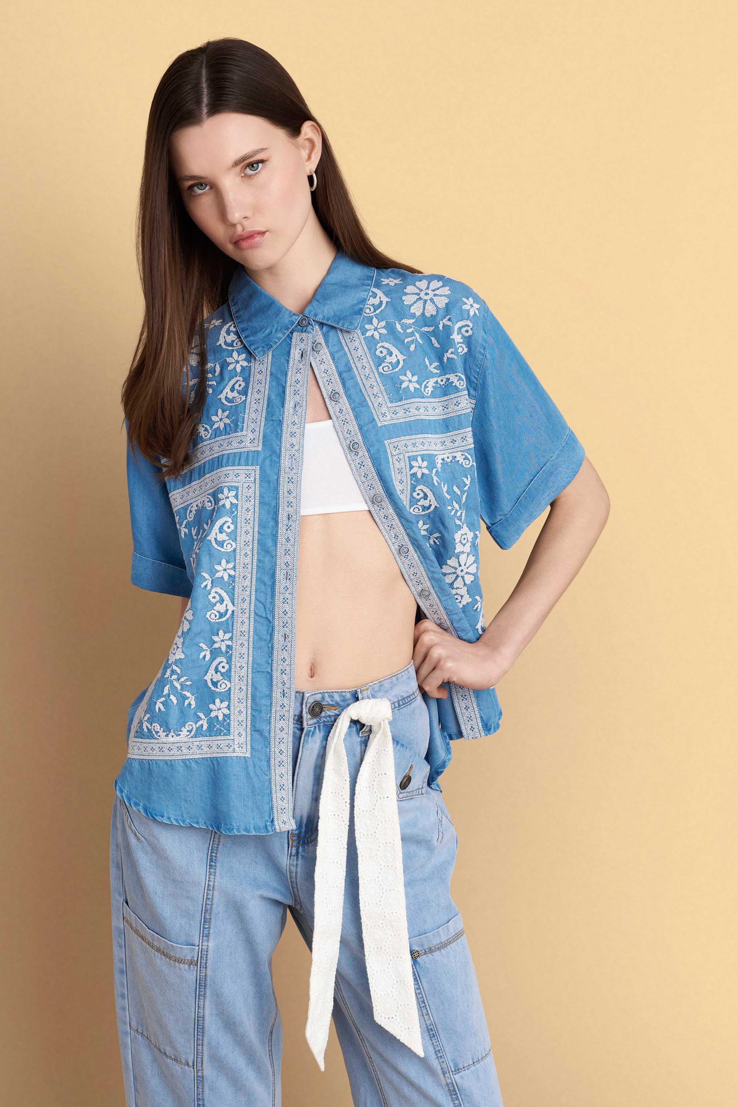 Πουκάμισο κοντομάνικο με κεντήματα - Μπλε