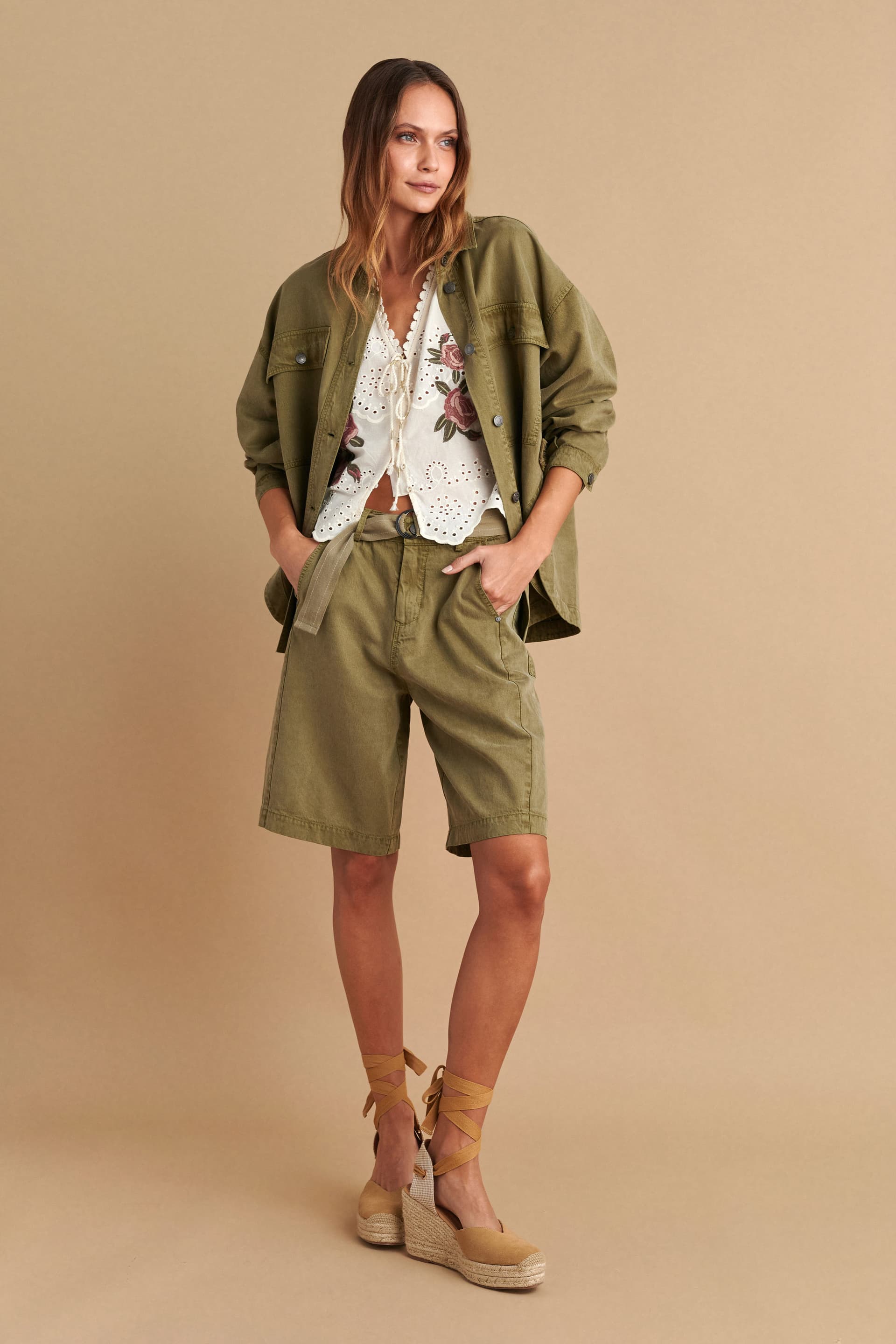 Βερμούδα με ζώνη - Χακί