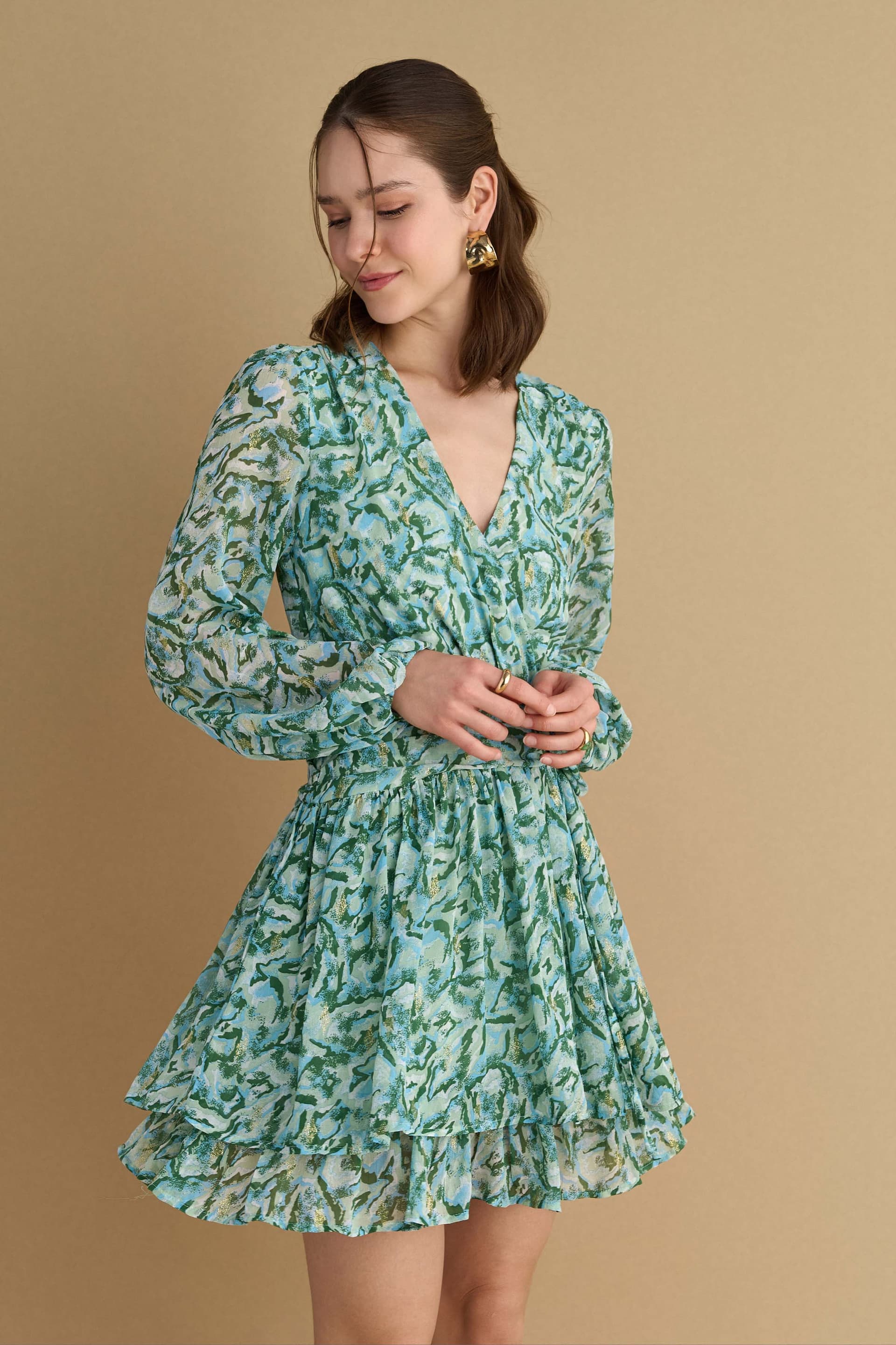 Φόρεμα μίνι με βολάν - Πολύχρωμο