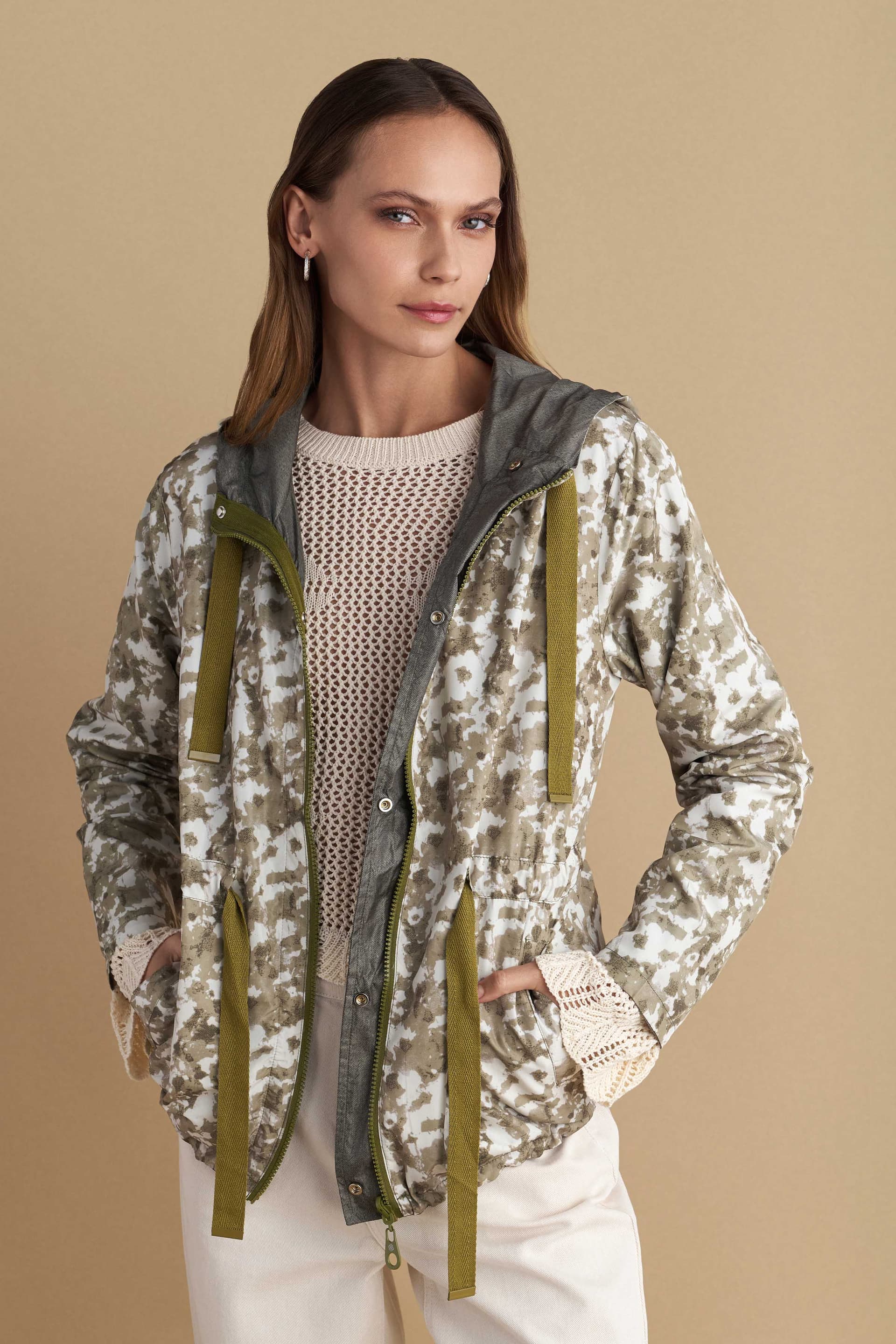 Μπουφάν διπλής όψης με κουκούλα - Ανοιχτό Χακί