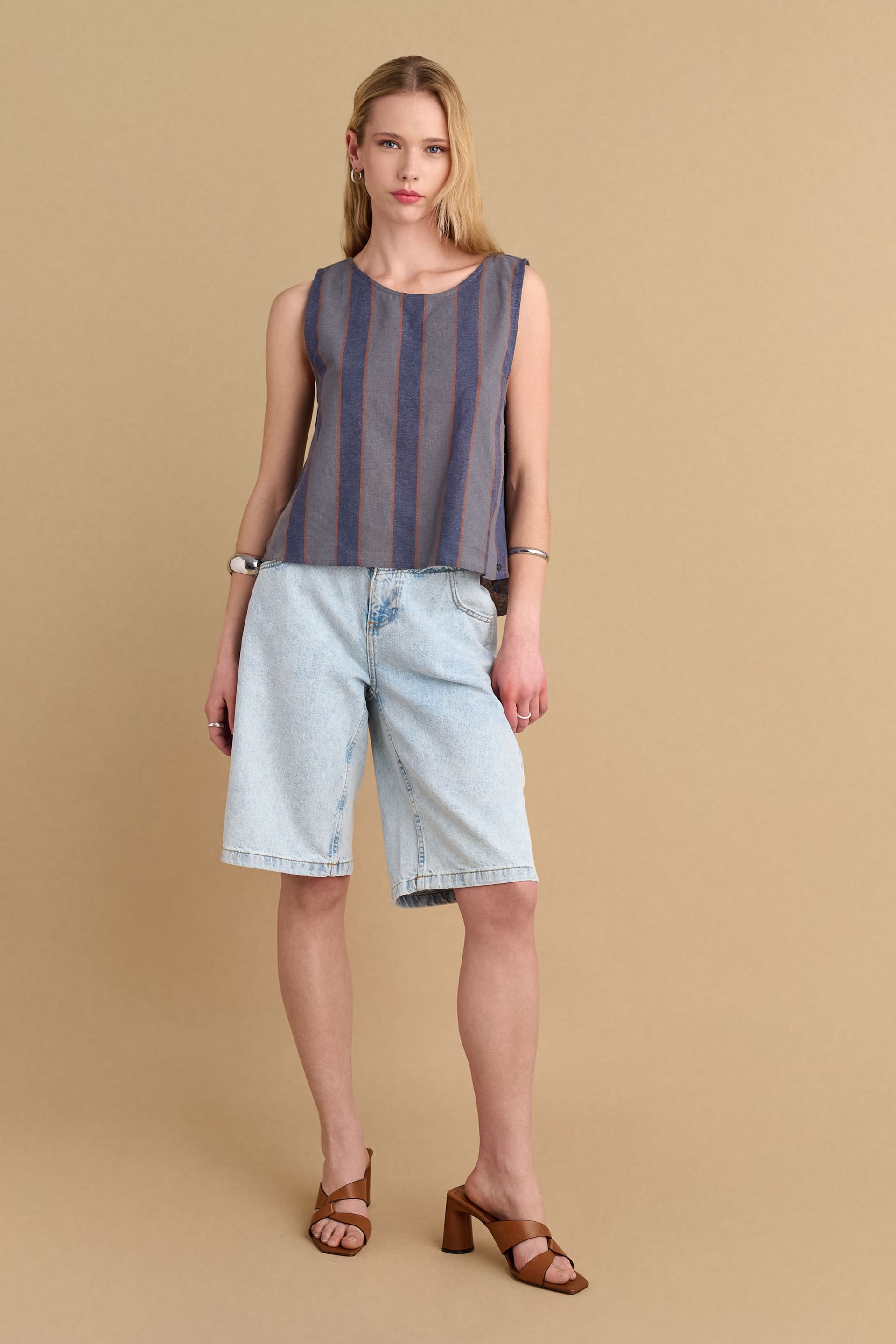 Τοπ λινό με άνοιγμα στην πλάτη - Μπλε