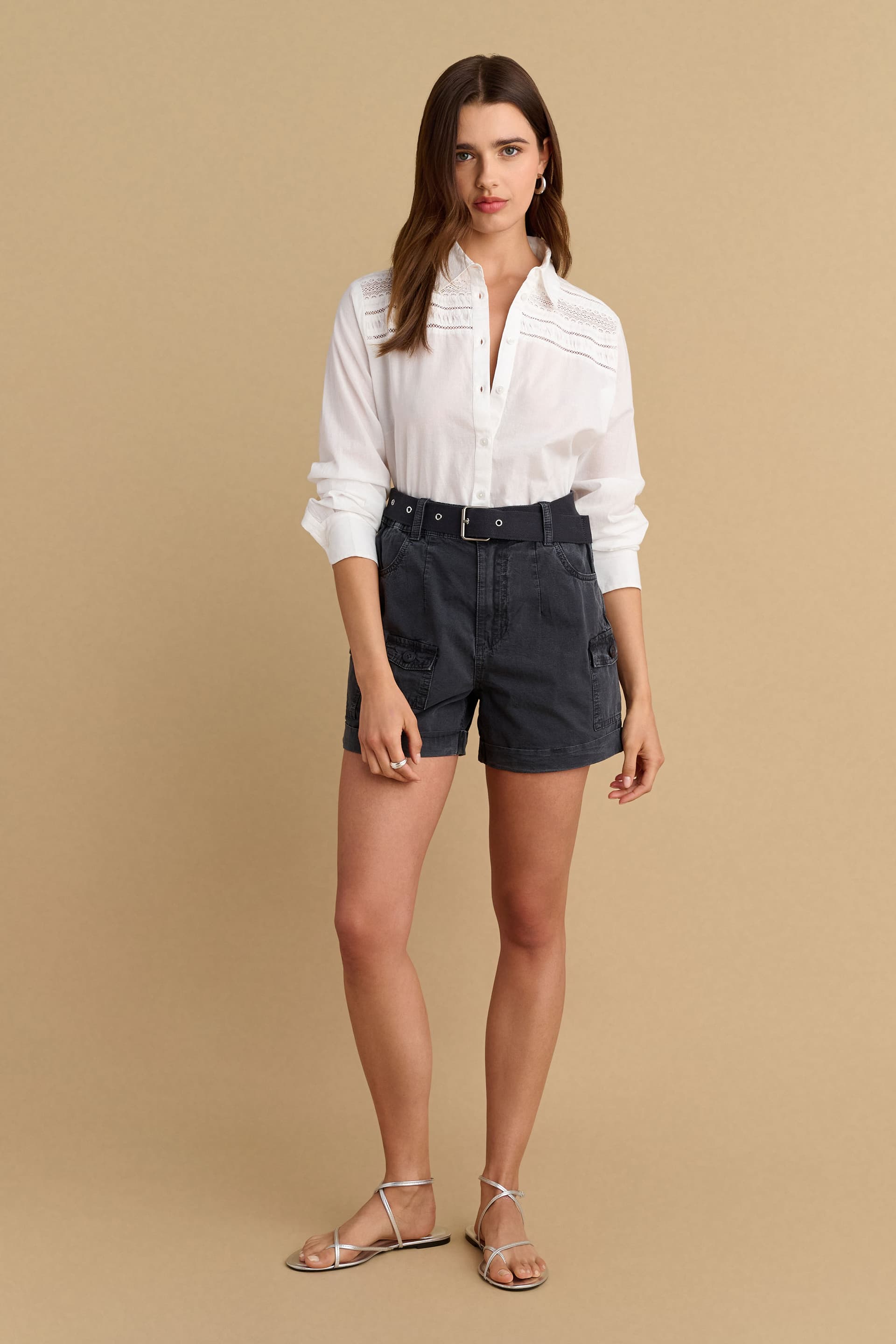 Σορτς με ζώνη και τσέπες - Μαύρο