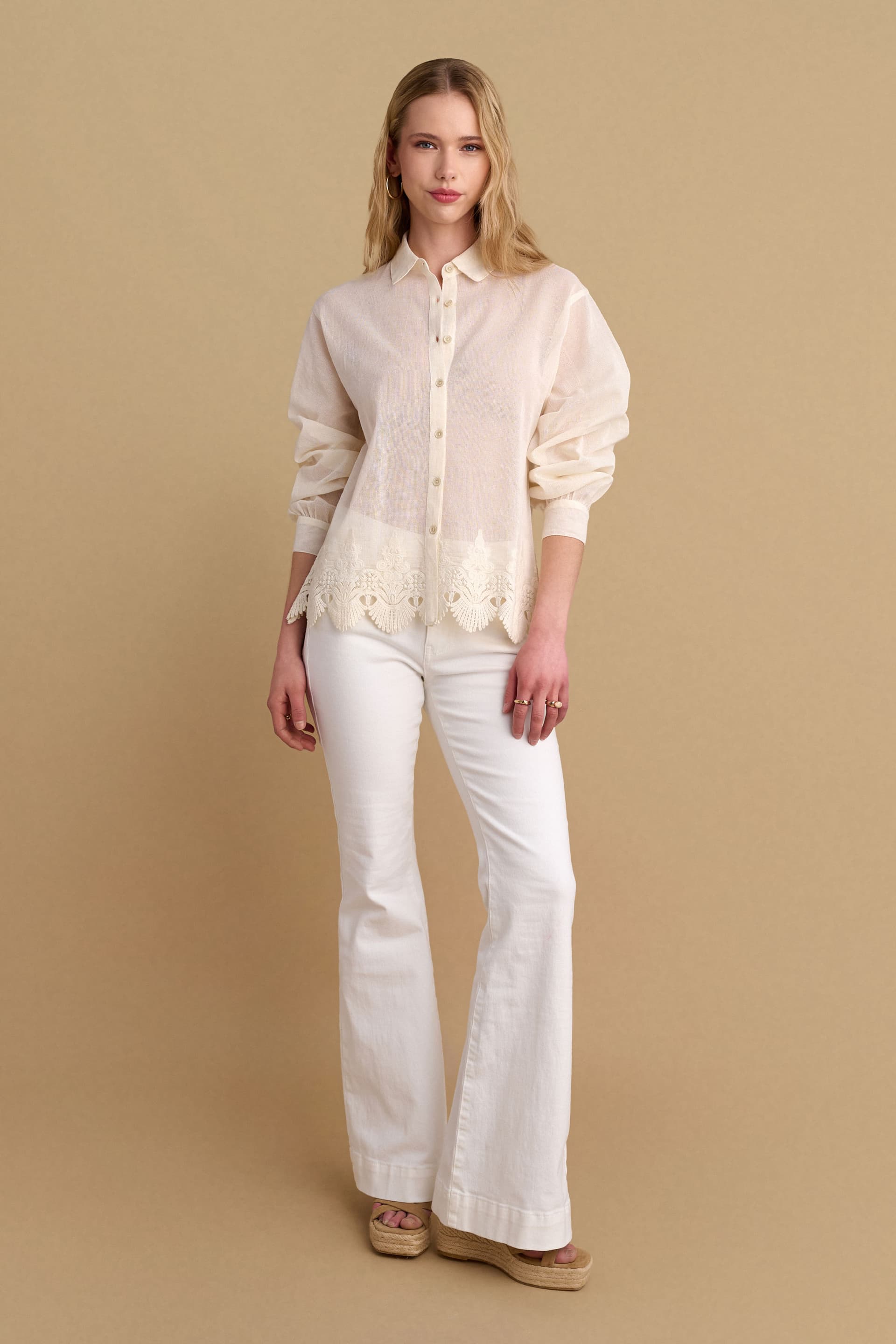 Πουκάμισο με λεπτομέρεια κεντήματος - NATURAL