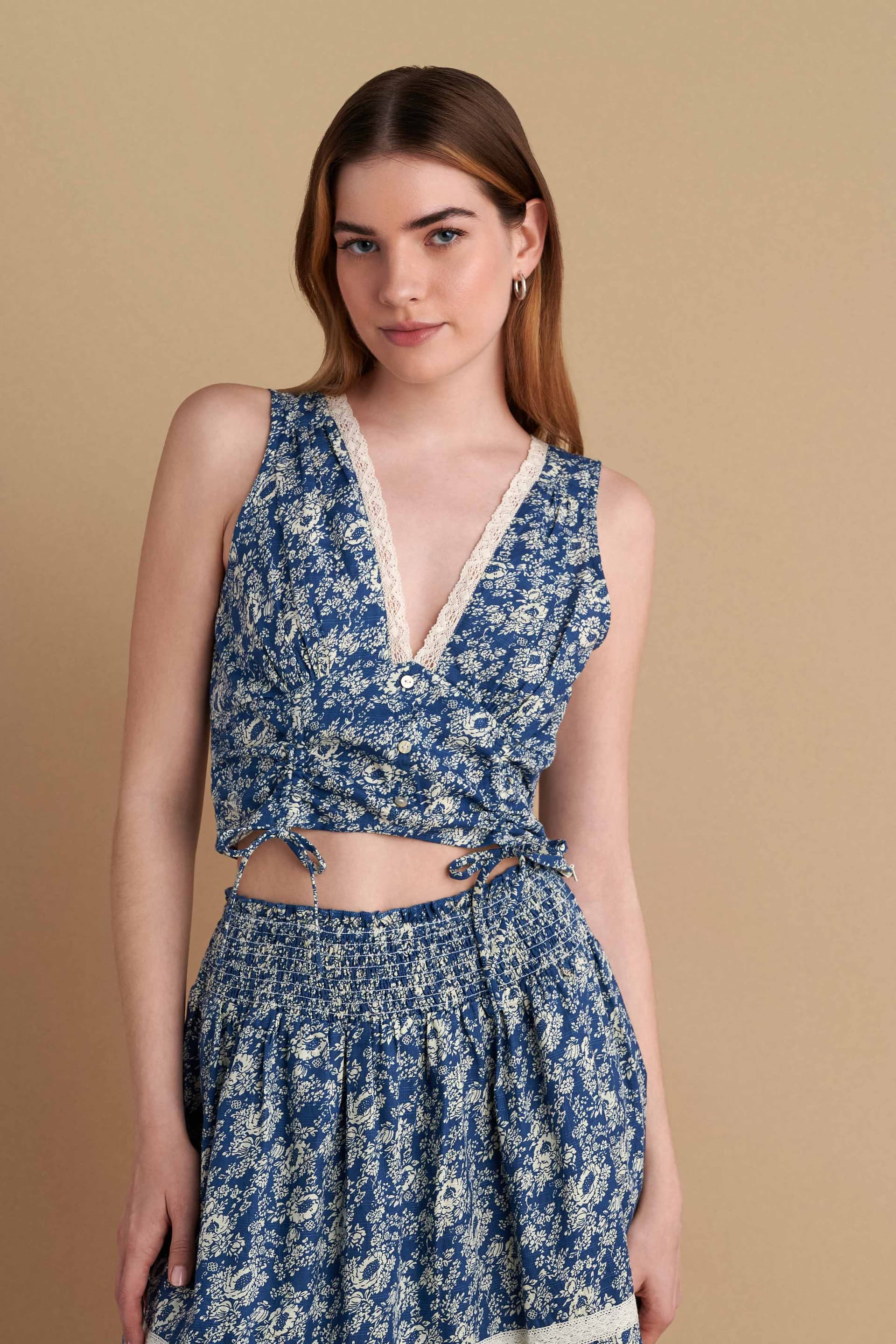 Τοπ φλοράλ με δαντέλα - Πολύχρωμο