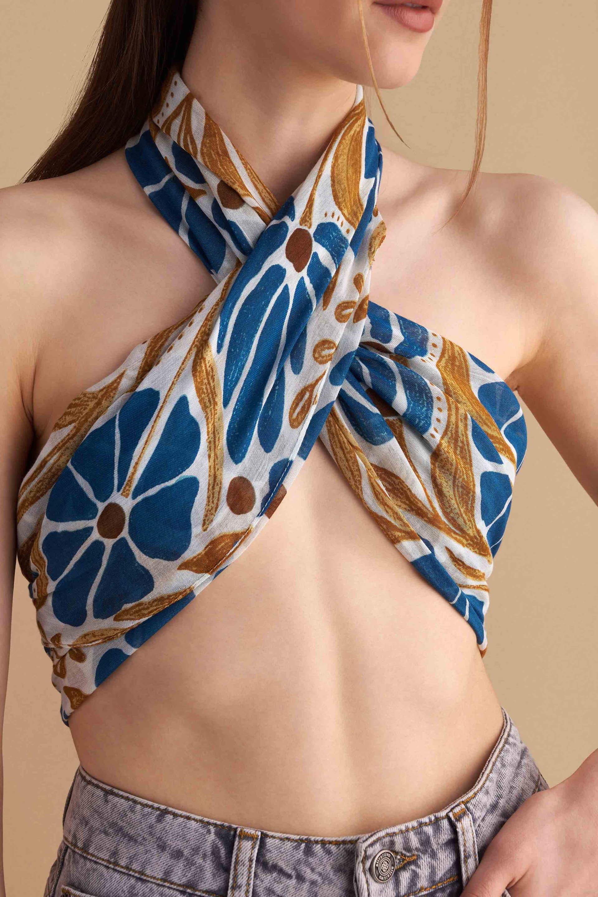 Φουλάρι με φλοράλ σχέδια - Πολύχρωμο