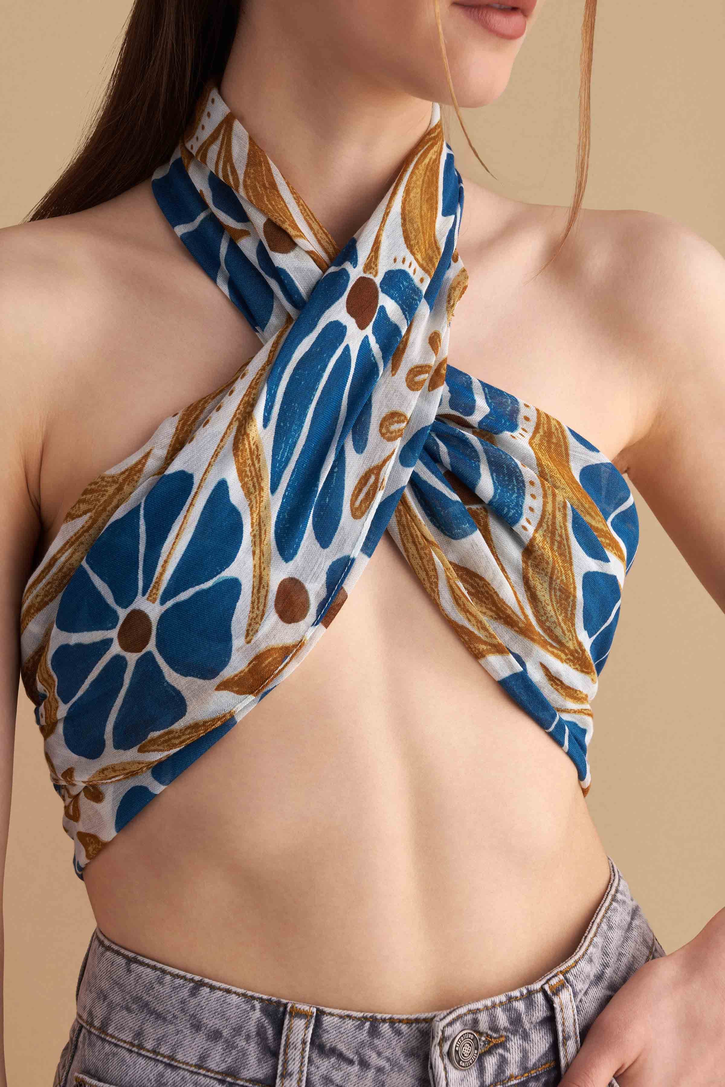 Φουλάρι με φλοράλ σχέδια - Πολύχρωμο