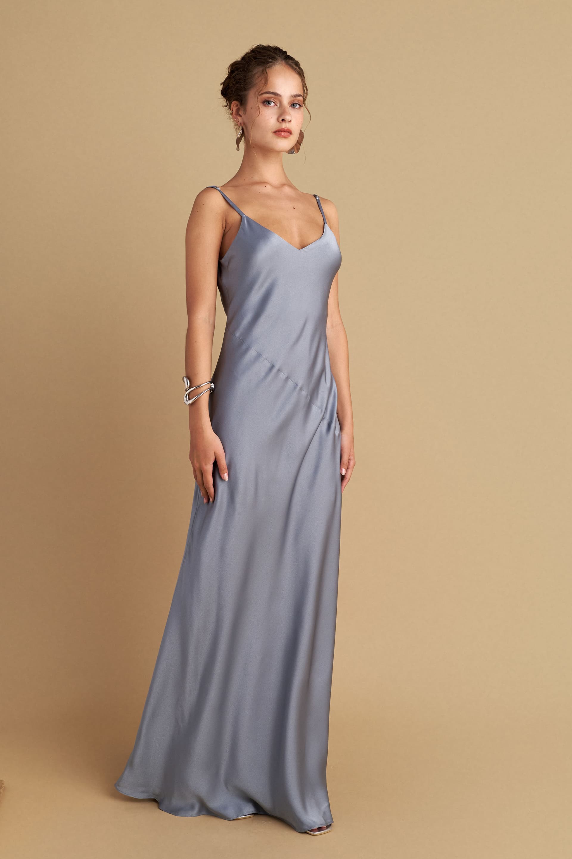 Φόρεμα μακρύ σατέν υφή - Ασημί