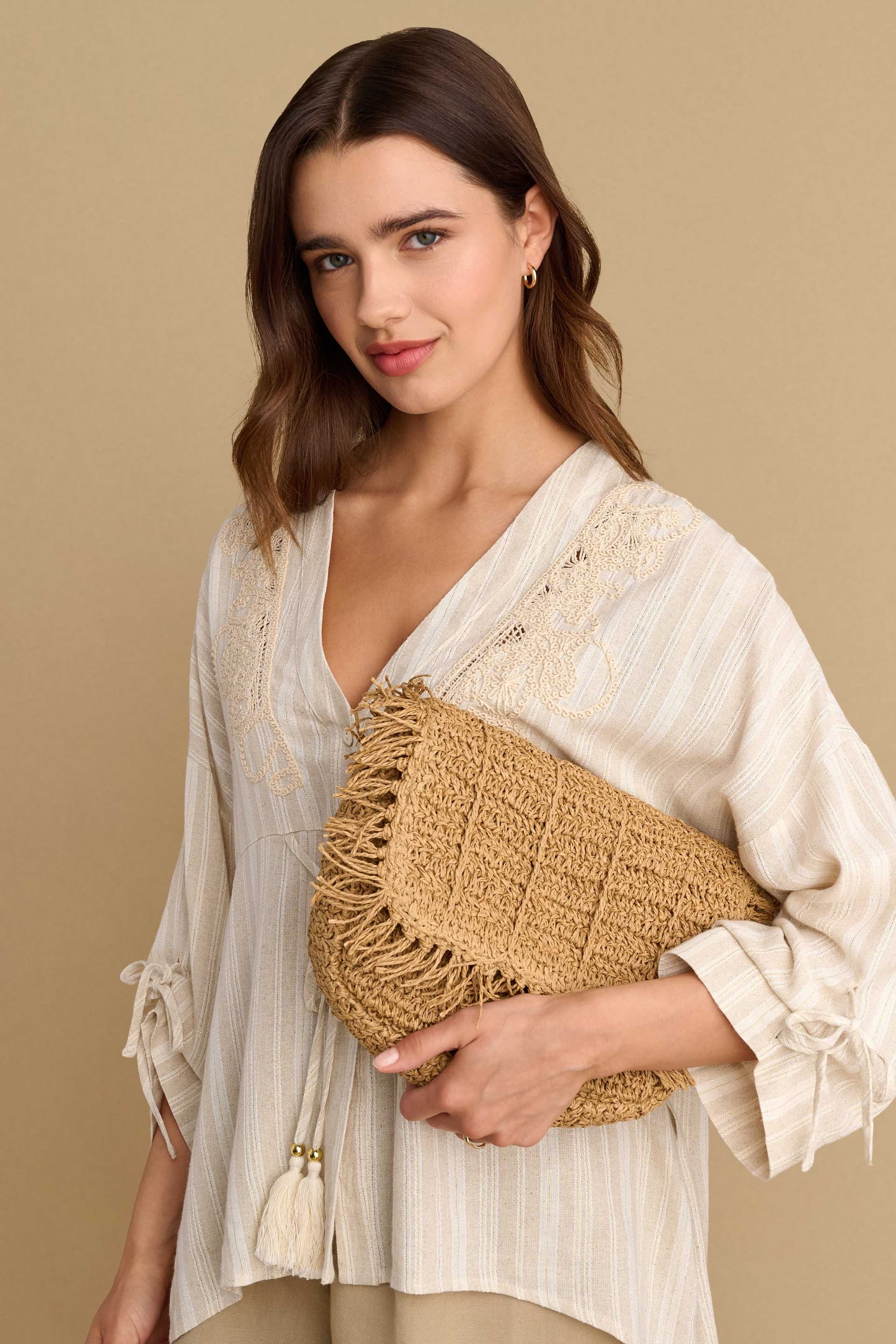 Τσάντα ψάθινη με χρυσή αλυσίδα - NATURAL