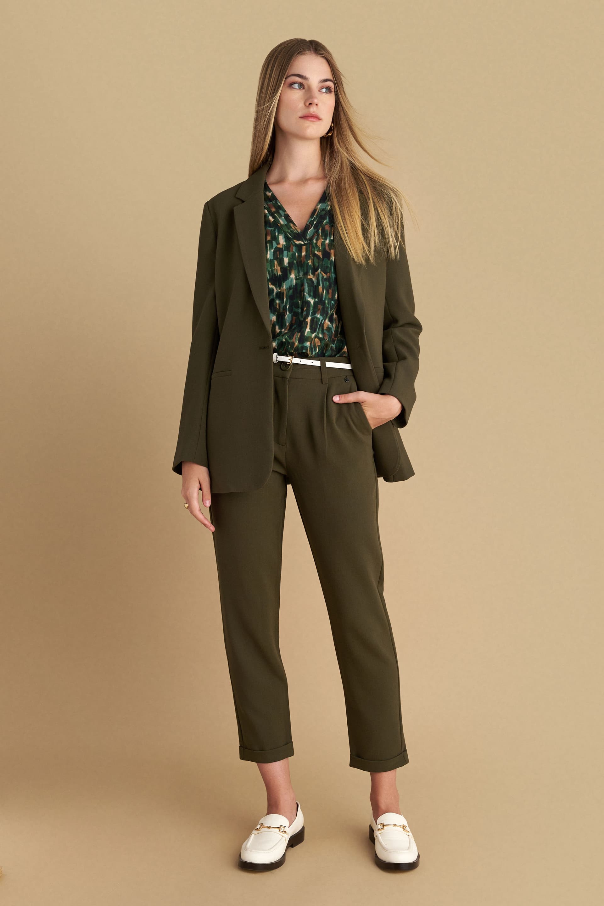 Παντελόνι formal με ρεβέρ - Λαδί