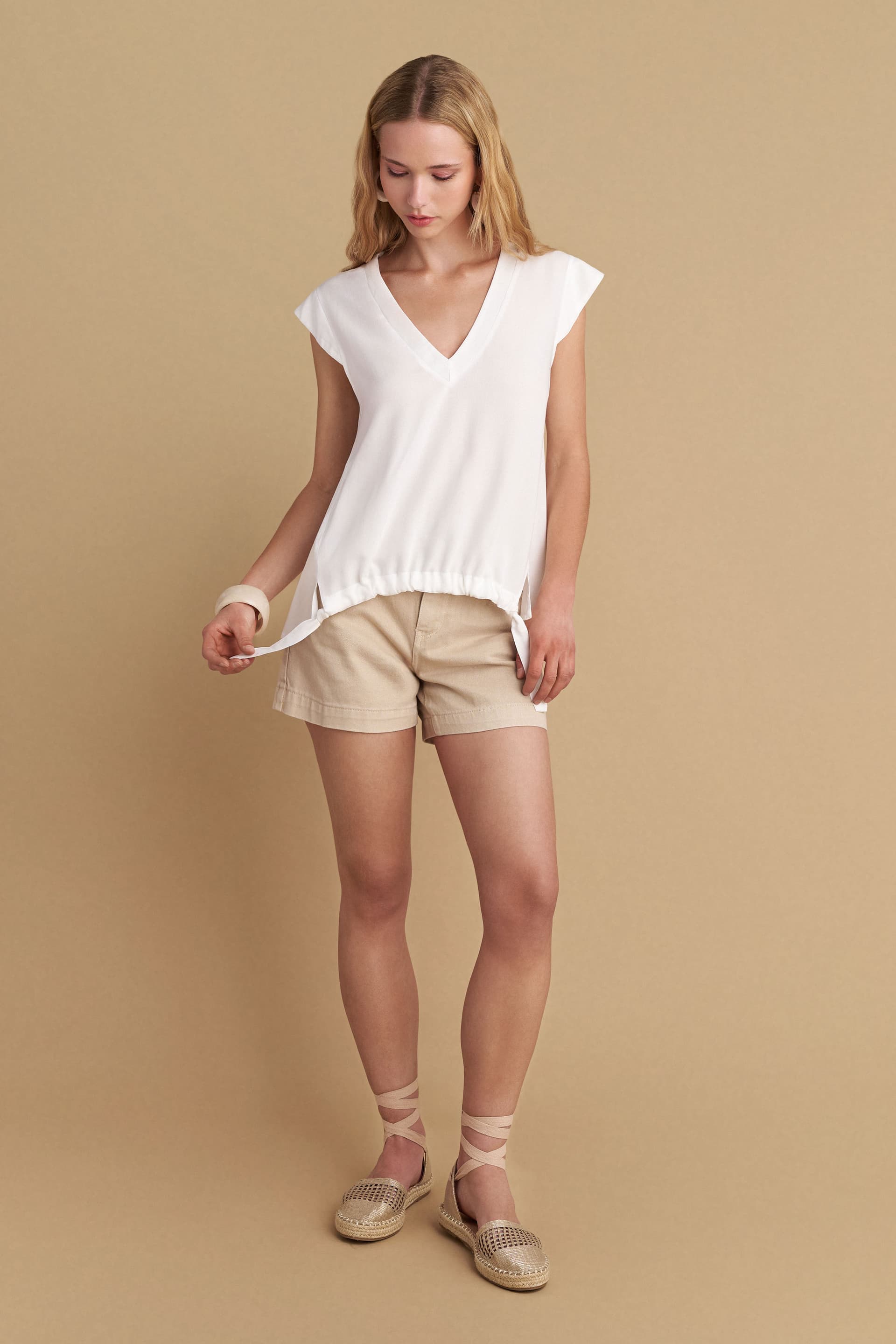 Τοπ με δέσιμο μπροστά - Λευκό