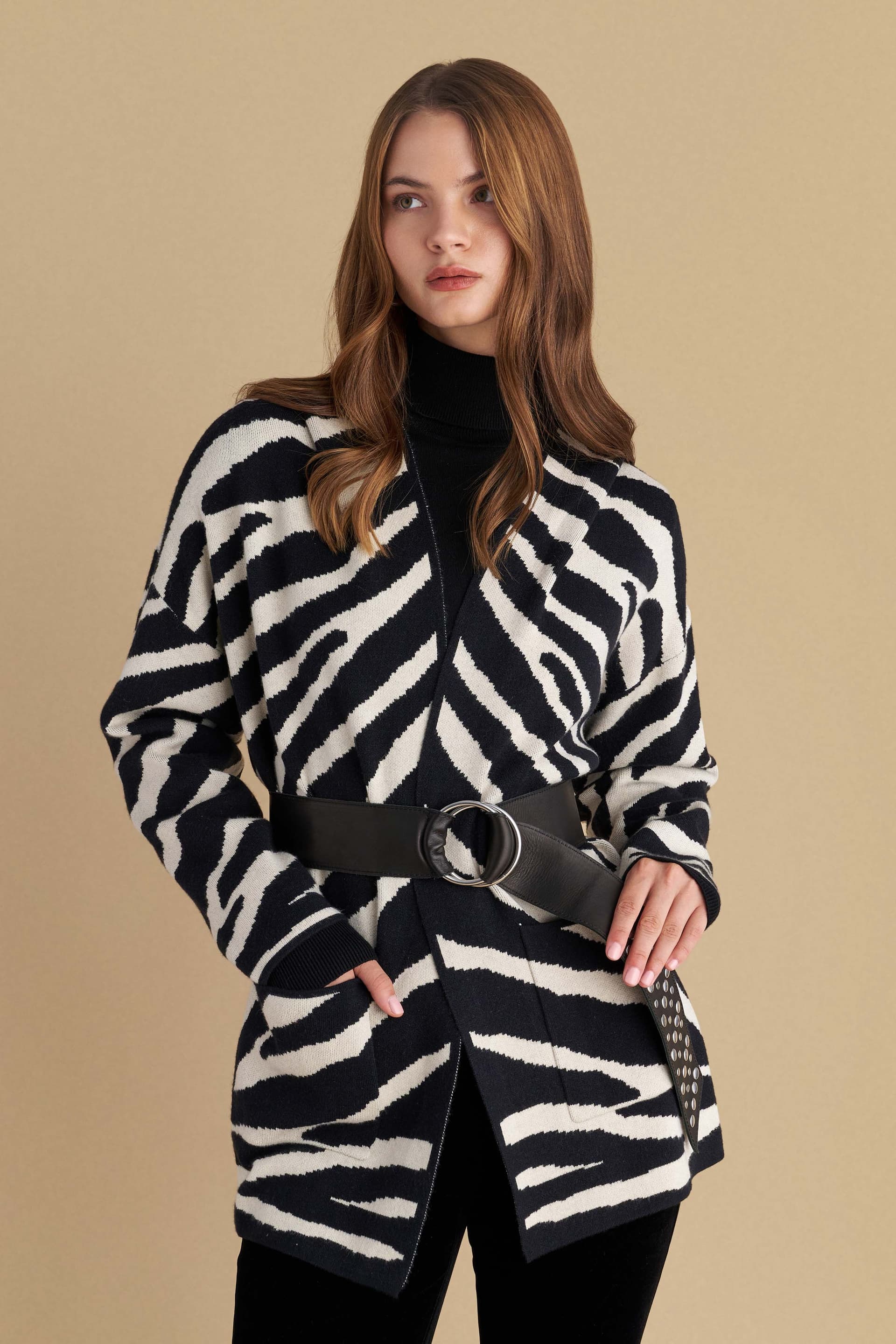 Ζακέτα πλεκτή zebra print - Μαύρο