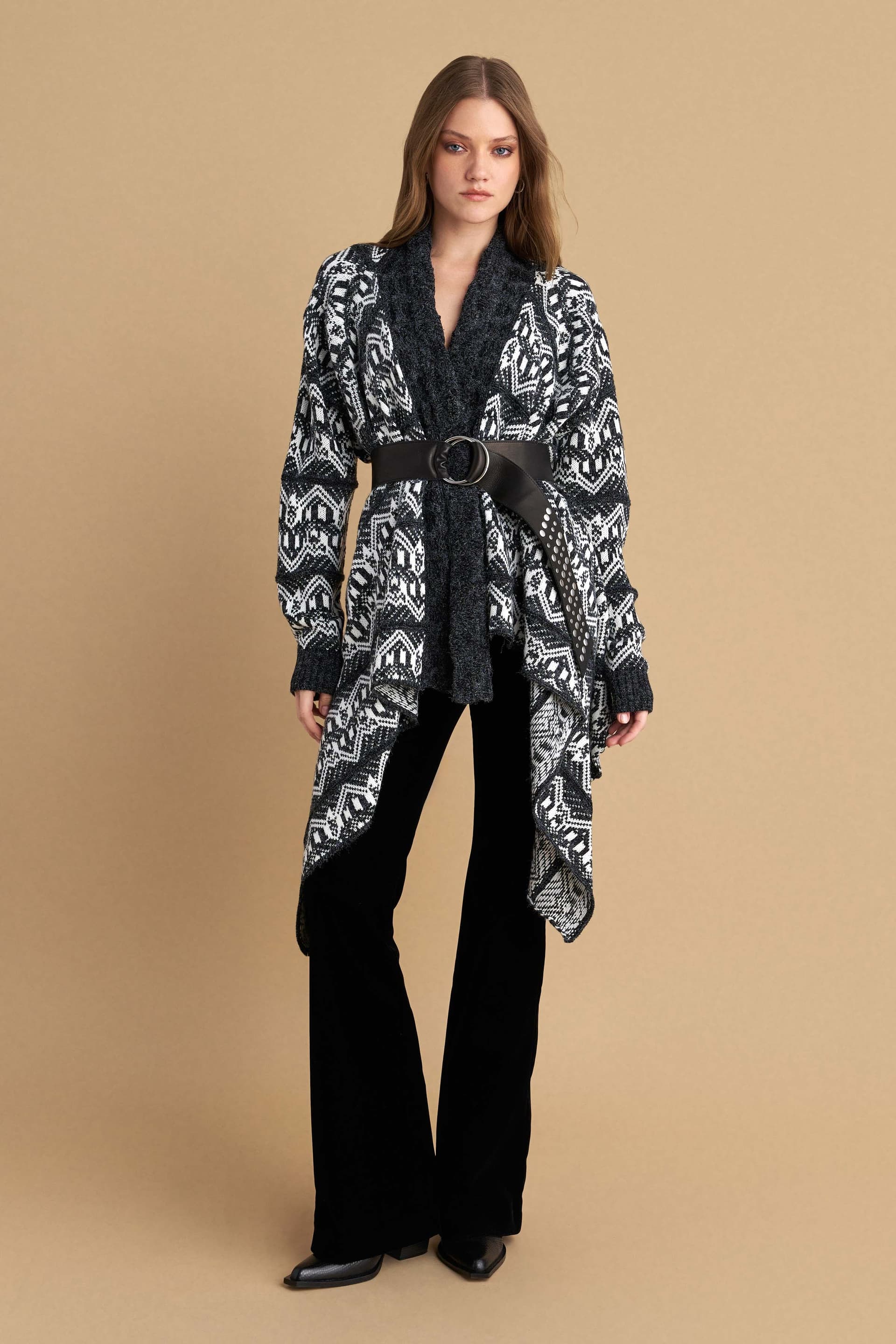 Ζακέτα πλεκτή με μοτίβο - Ανθρακί