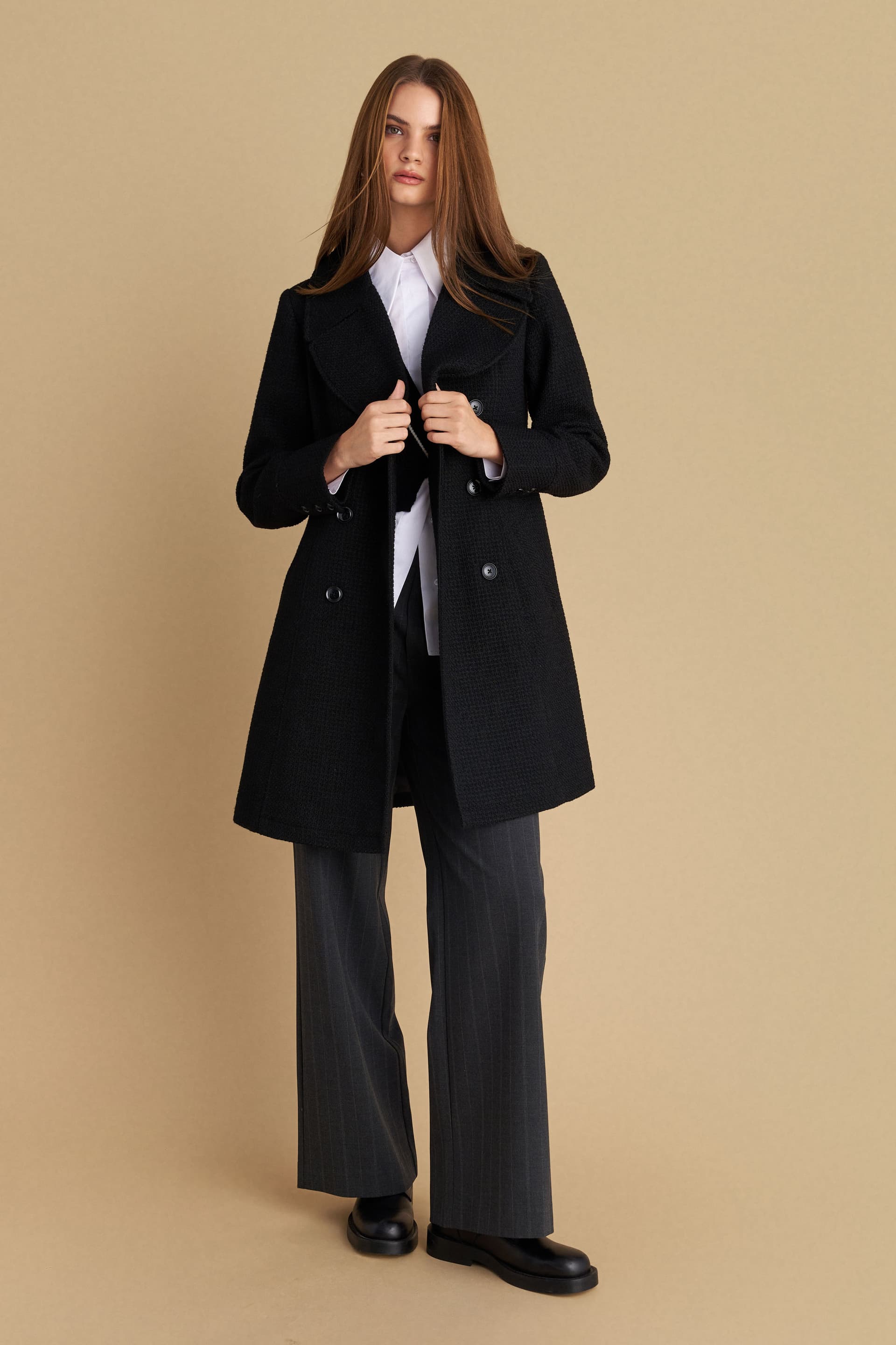 Ημίπαλτο μίντι σταυρωτό - Μαύρο