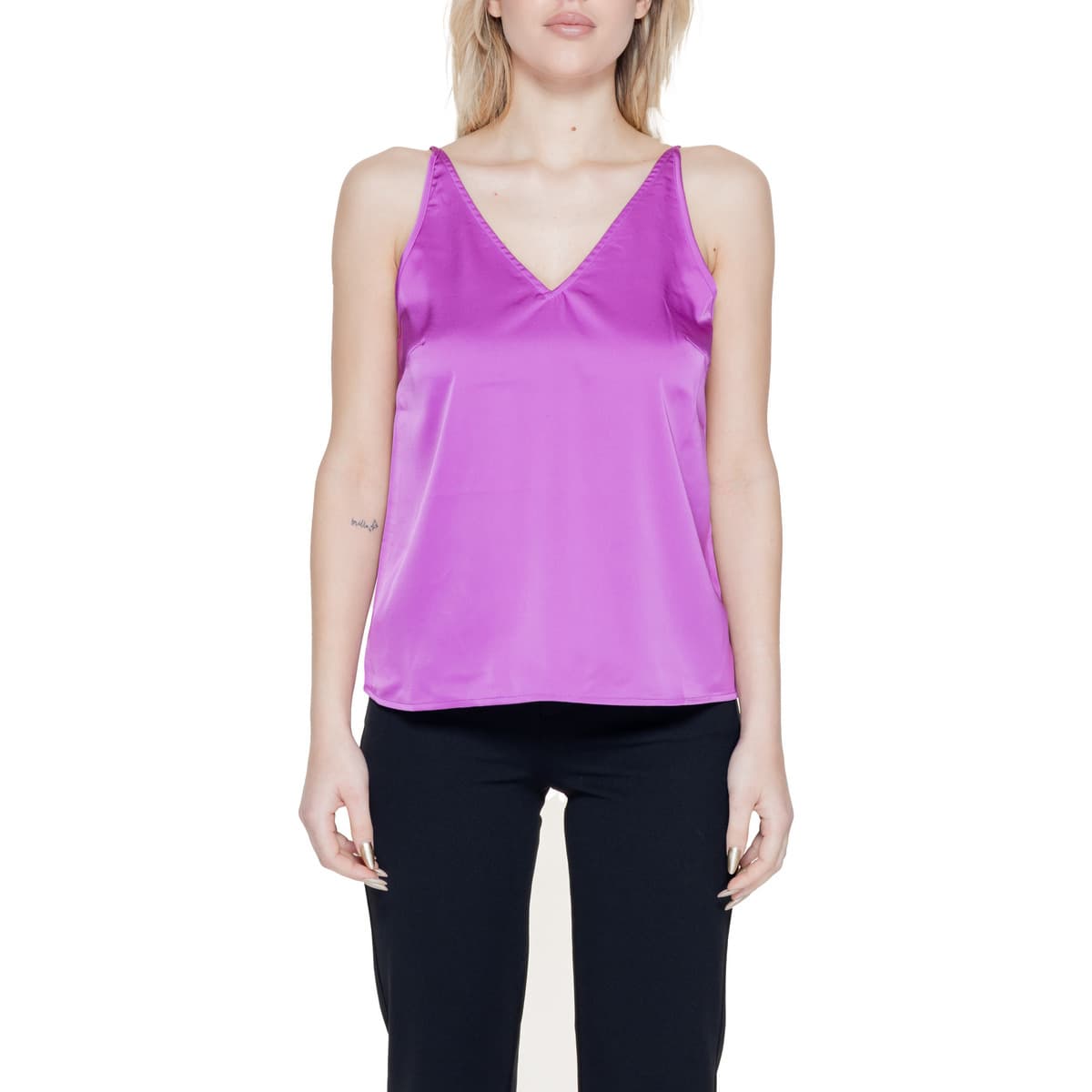 Μπλούζα Vila VIRAVENNA V-NECK STRAP TOP/DC 14097228