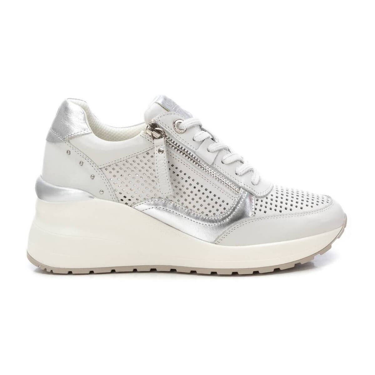 Sneakers Carmela 16226601