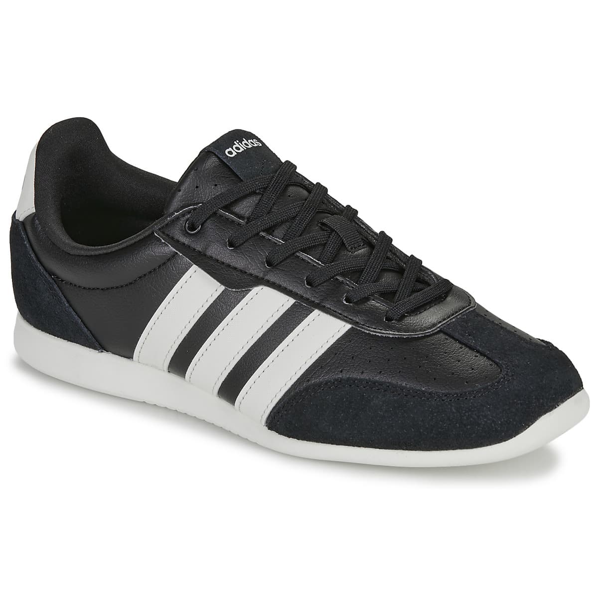 Xαμηλά Sneakers adidas BARREDA LO